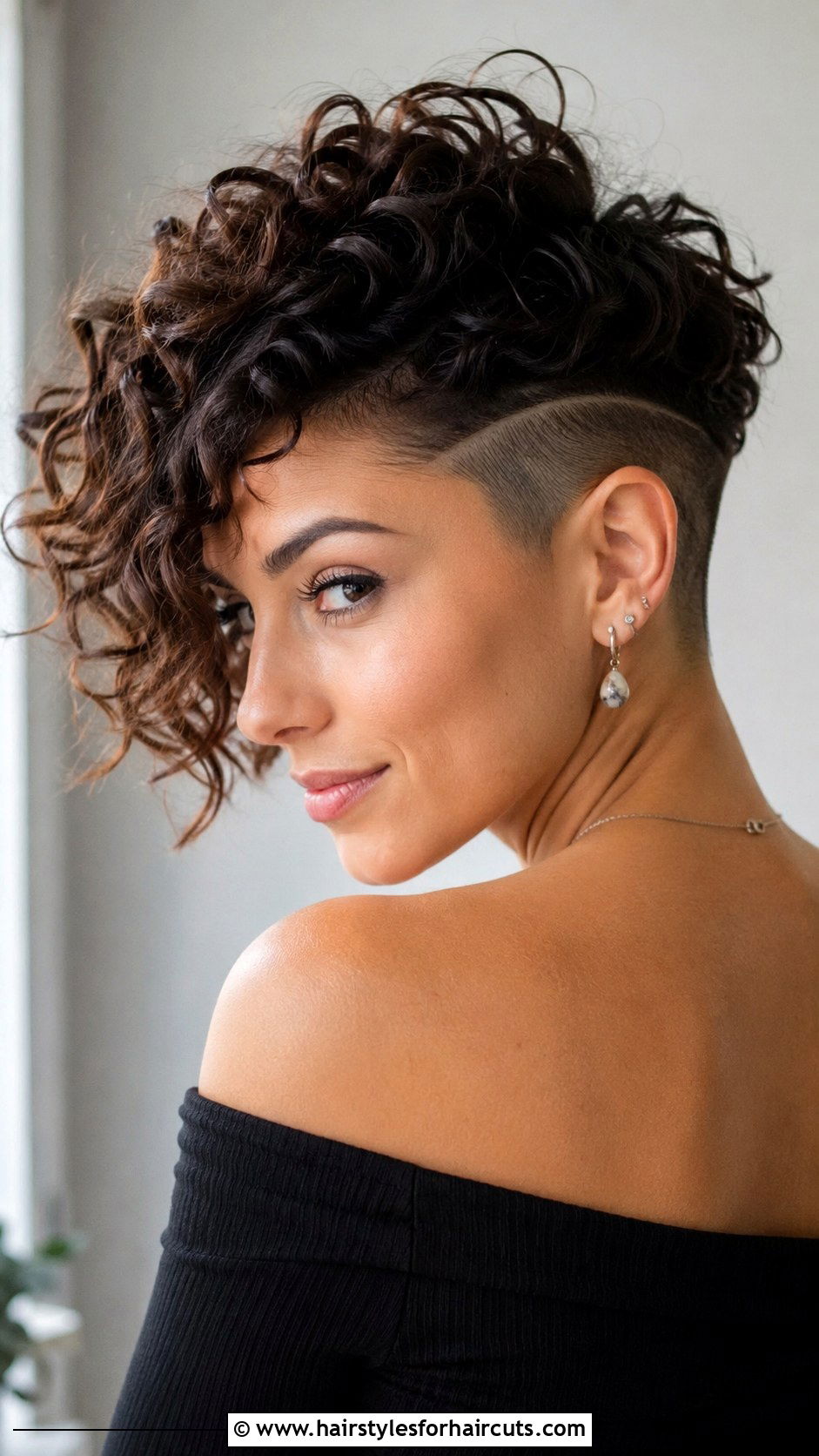 Curly Undercut - 25 curly haircuts san francisco - 25 curly haircuts san francisco