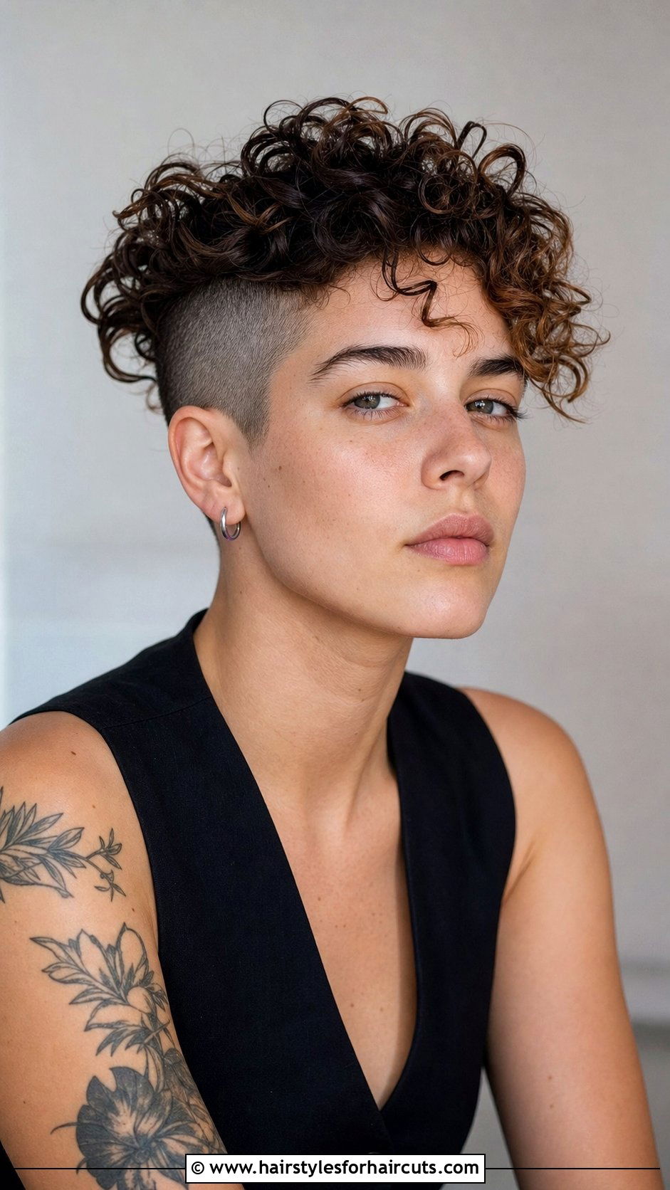 Curly Undercut - 25 gender neutral haircuts for curly hair - 25 gender neutral haircuts for curly hair