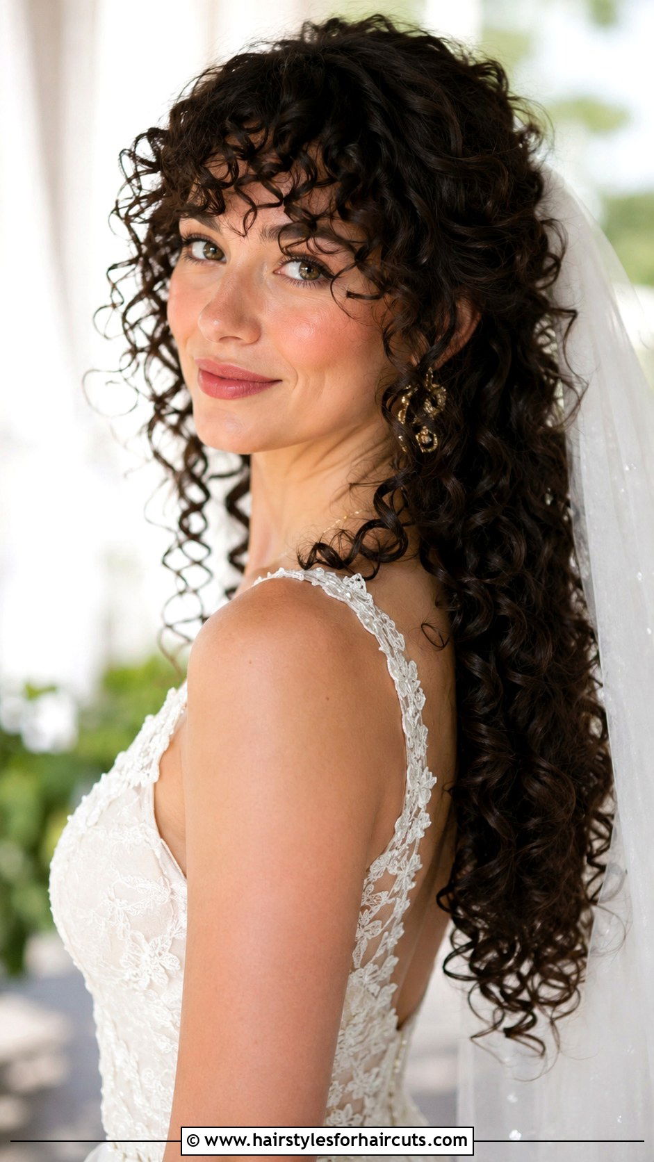 Curly Wedding Hair With Bangs - 25 curly wedding hairstyles for long hair - 25 curly wedding hairstyles for long hair