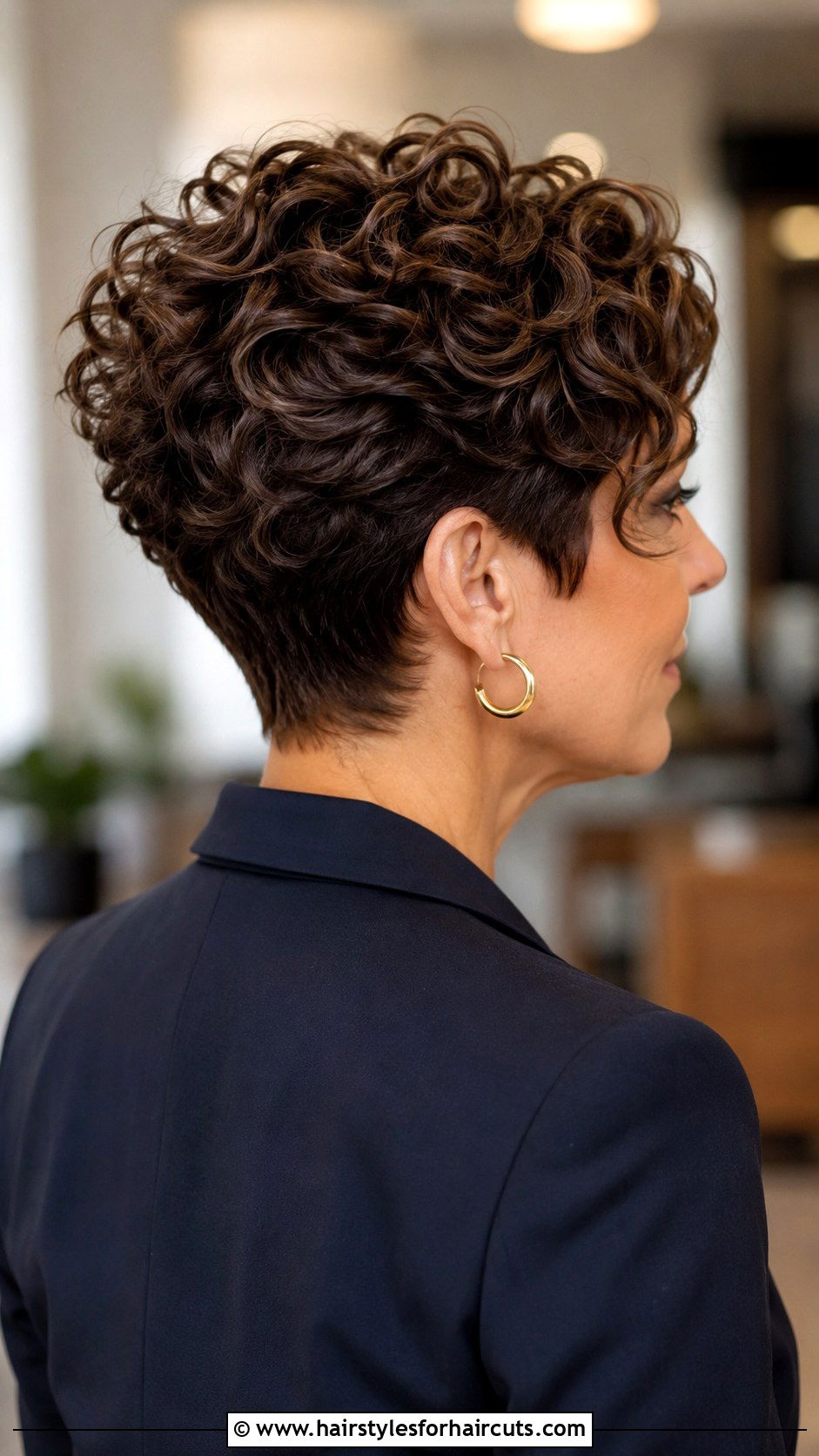 Curly Wedge Haircut - 25 best hairstyles for thick curly hair - 25 best hairstyles for thick curly hair