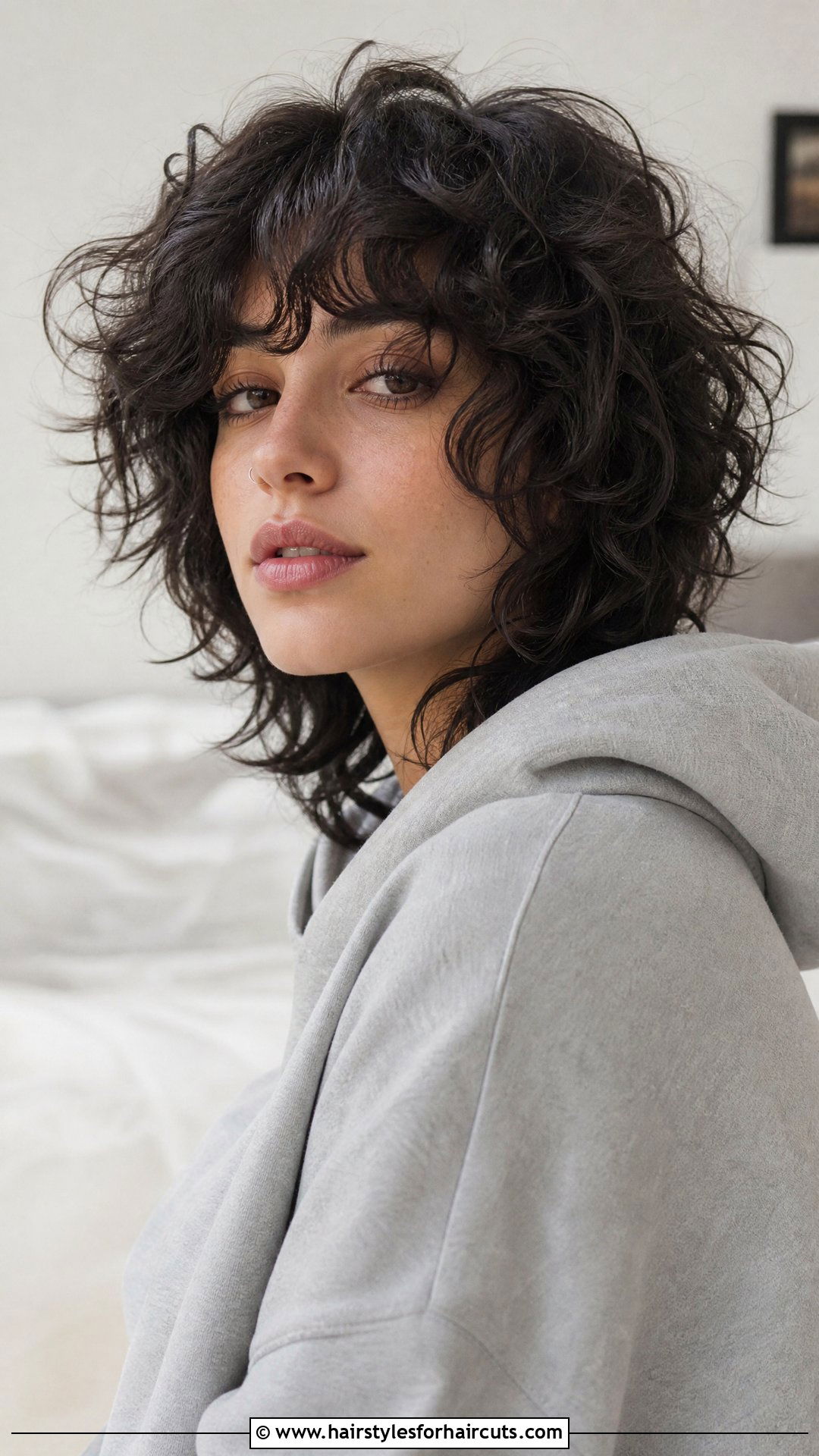 Curly Wolf Cut - 25 womens haircuts curly hair - 25 womens haircuts curly hair
