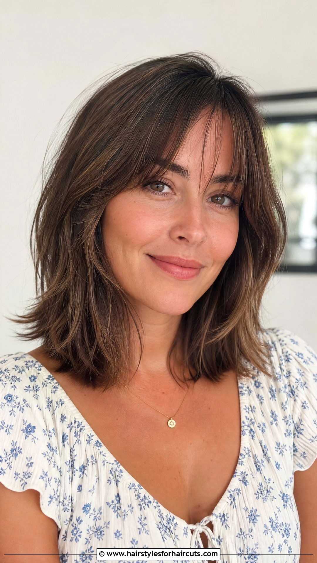 Curtain Bangs Medium Lob - 25 medium haircuts for women with thin hair - 25 medium haircuts for women with thin hair