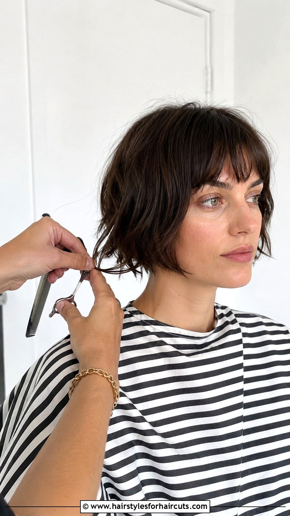 Cutting 2 To 3 Inches Off French Bob - 25 2 inch 3 inches of haircuts off - 25 2 inch 3 inches of haircuts off