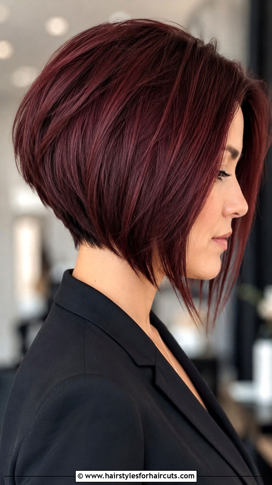 Dark Red Inverted Bob - 25 hairstyles for short red hair - 25 hairstyles for short red hair