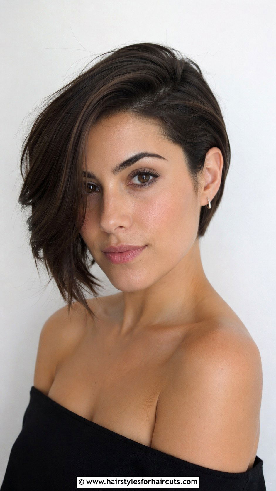 Deep Side Part Short Hair - 25 70s disco hairstyles for short hair - 25 70s disco hairstyles for short hair