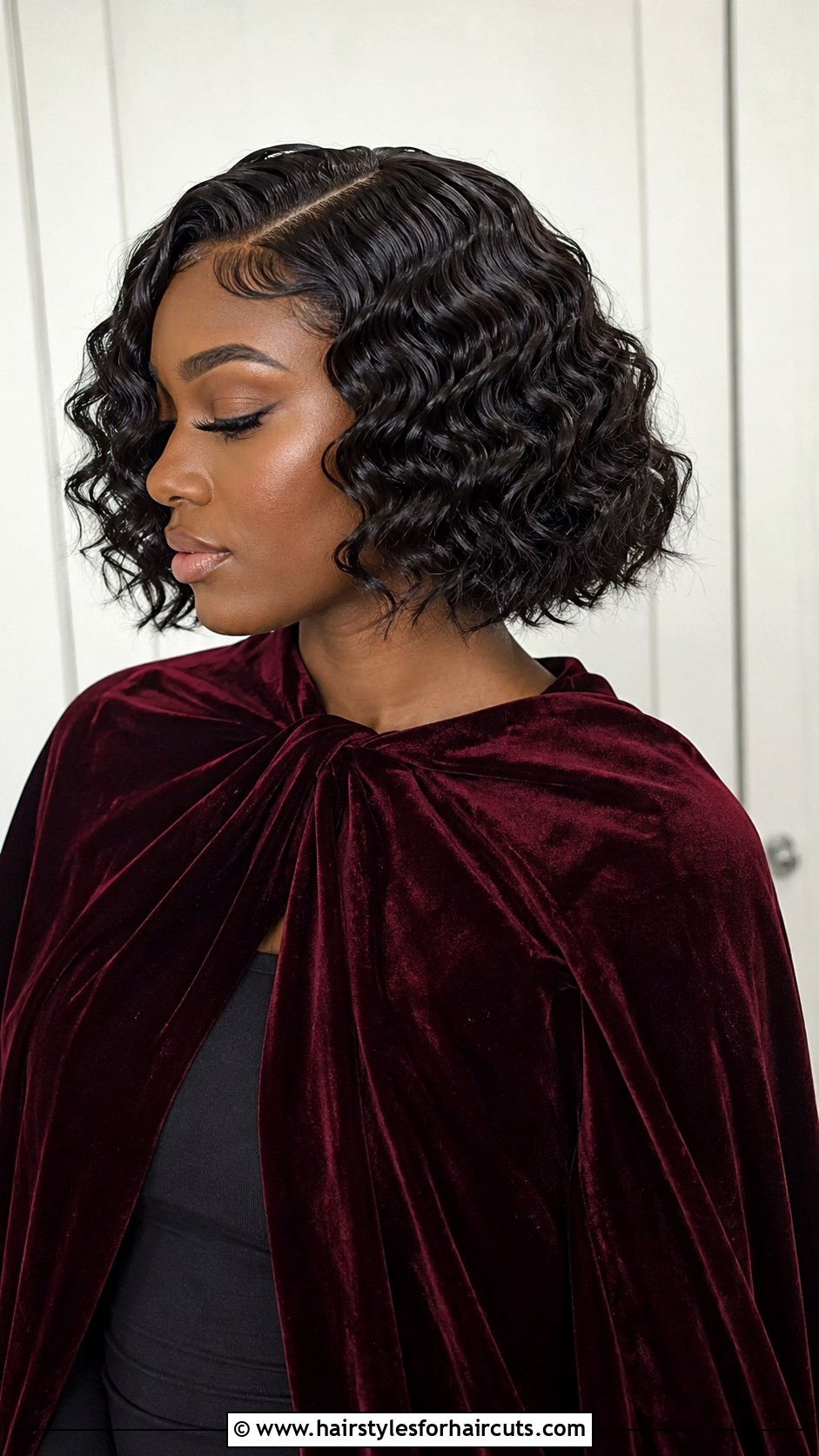 Deep Wave Short Bob - 25 1920s hairstyles for short hair - 25 1920s hairstyles for short hair