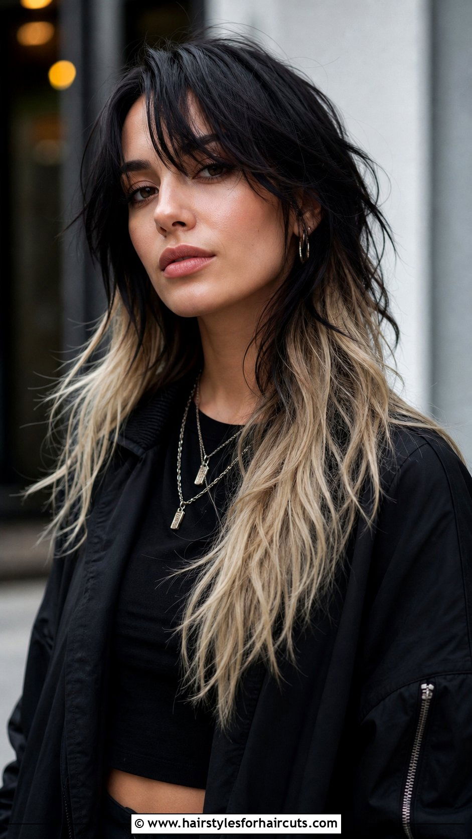 Disconnected Layers Long Wavy Hair - 25 long hair wavy haircuts - 25 long hair wavy haircuts