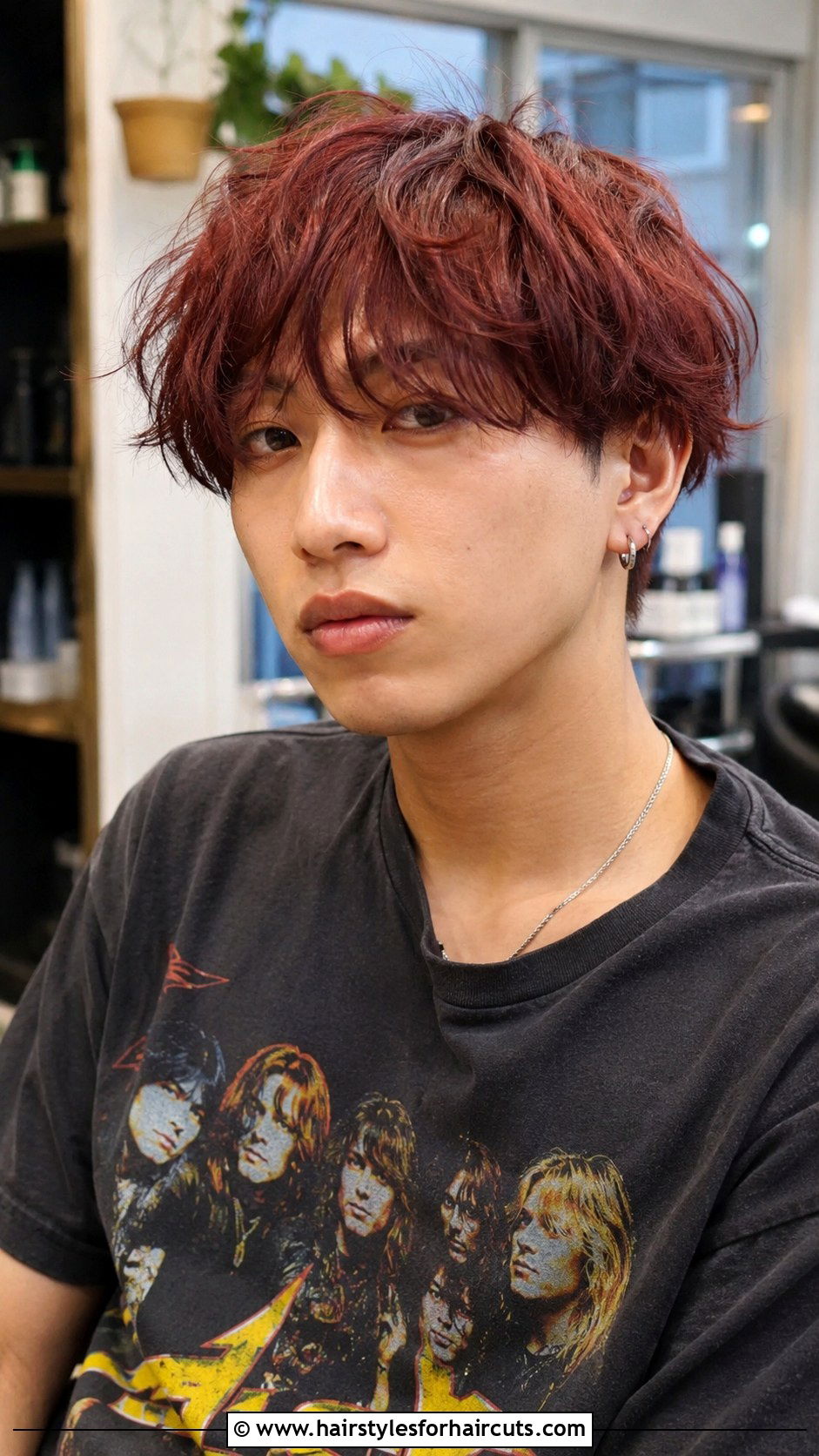 Disheveled Chili Bowl Haircut With Voluminous Layers - 25 chilli bowl haircuts - 25 chilli bowl haircuts