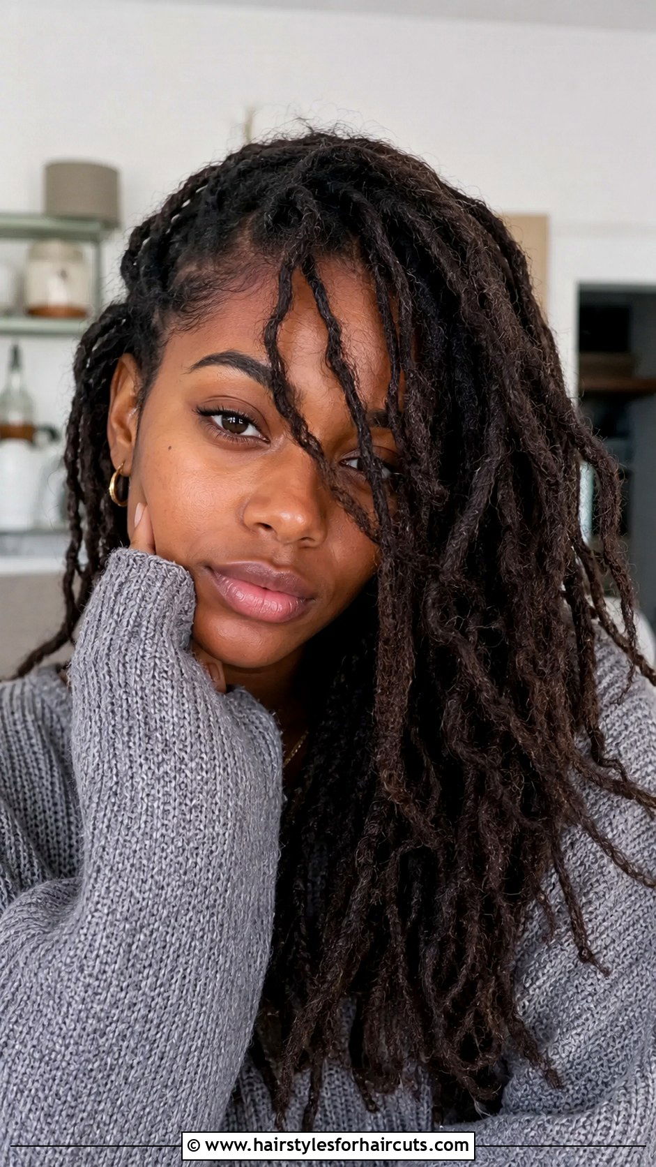 Distressed Locs - 25 hairstyles using braiding hair - 25 hairstyles using braiding hair
