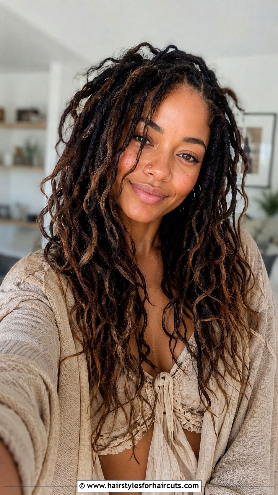Distressed Locs - 25 protective hairstyles for curly hair - 25 protective hairstyles for curly hair
