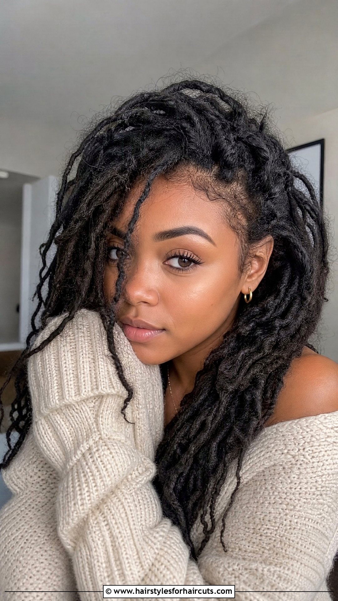 Distressed Locs Crochet - 25 crochet hairstyles for round faces - 25 crochet hairstyles for round faces