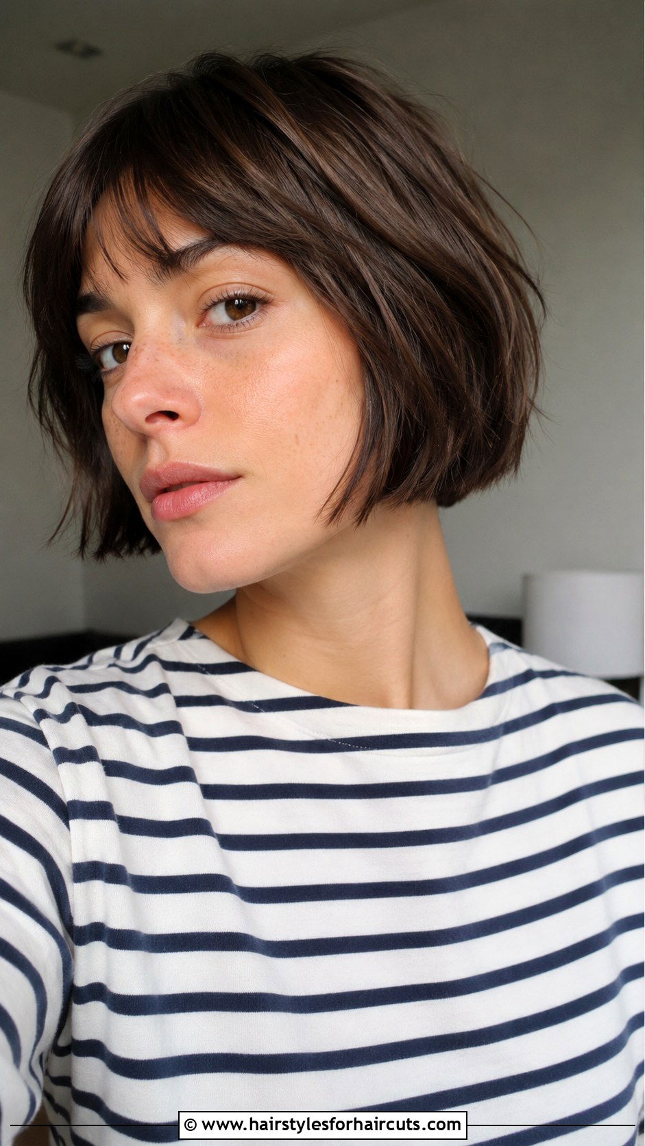 Diy French Bob - 25 diy short haircuts - 25 diy short haircuts