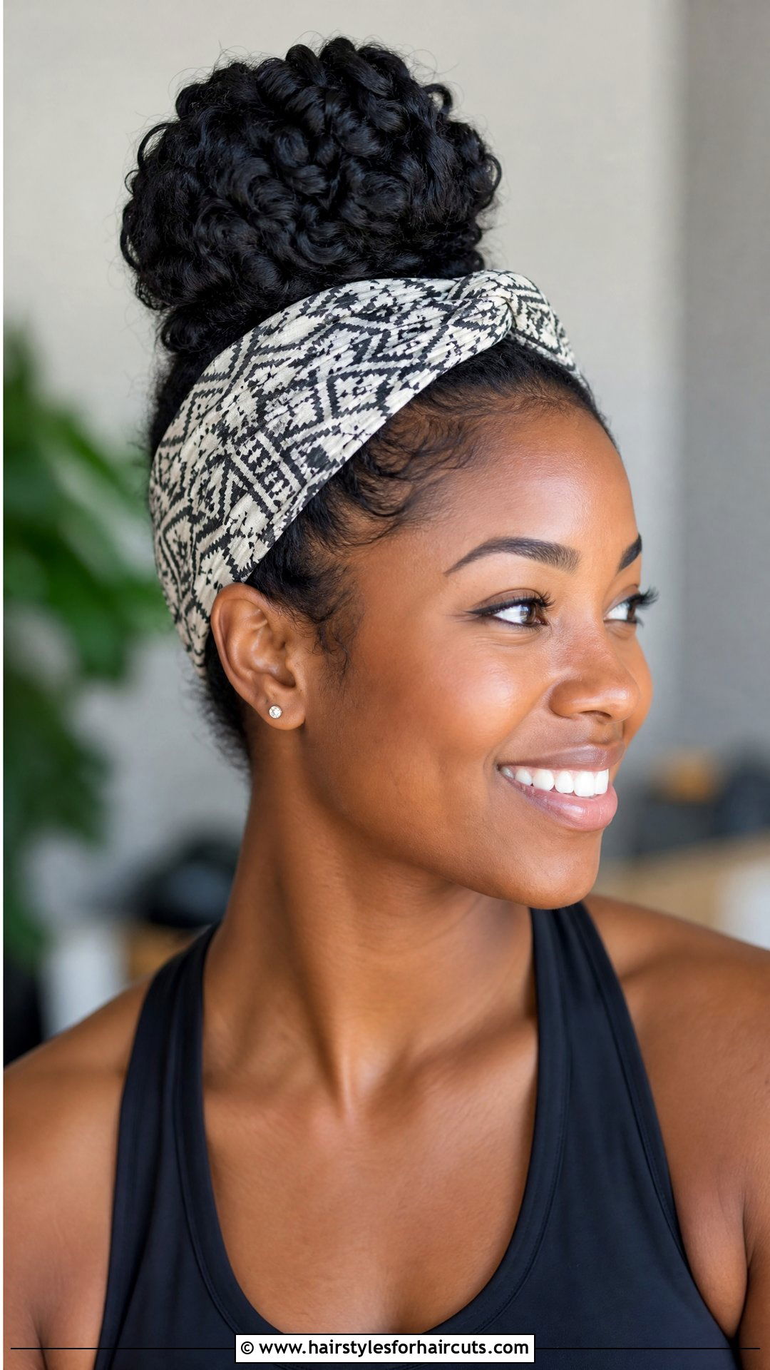 Donut Bun With Headband - 25 donut bun hairstyles for black hair - 25 donut bun hairstyles for black hair