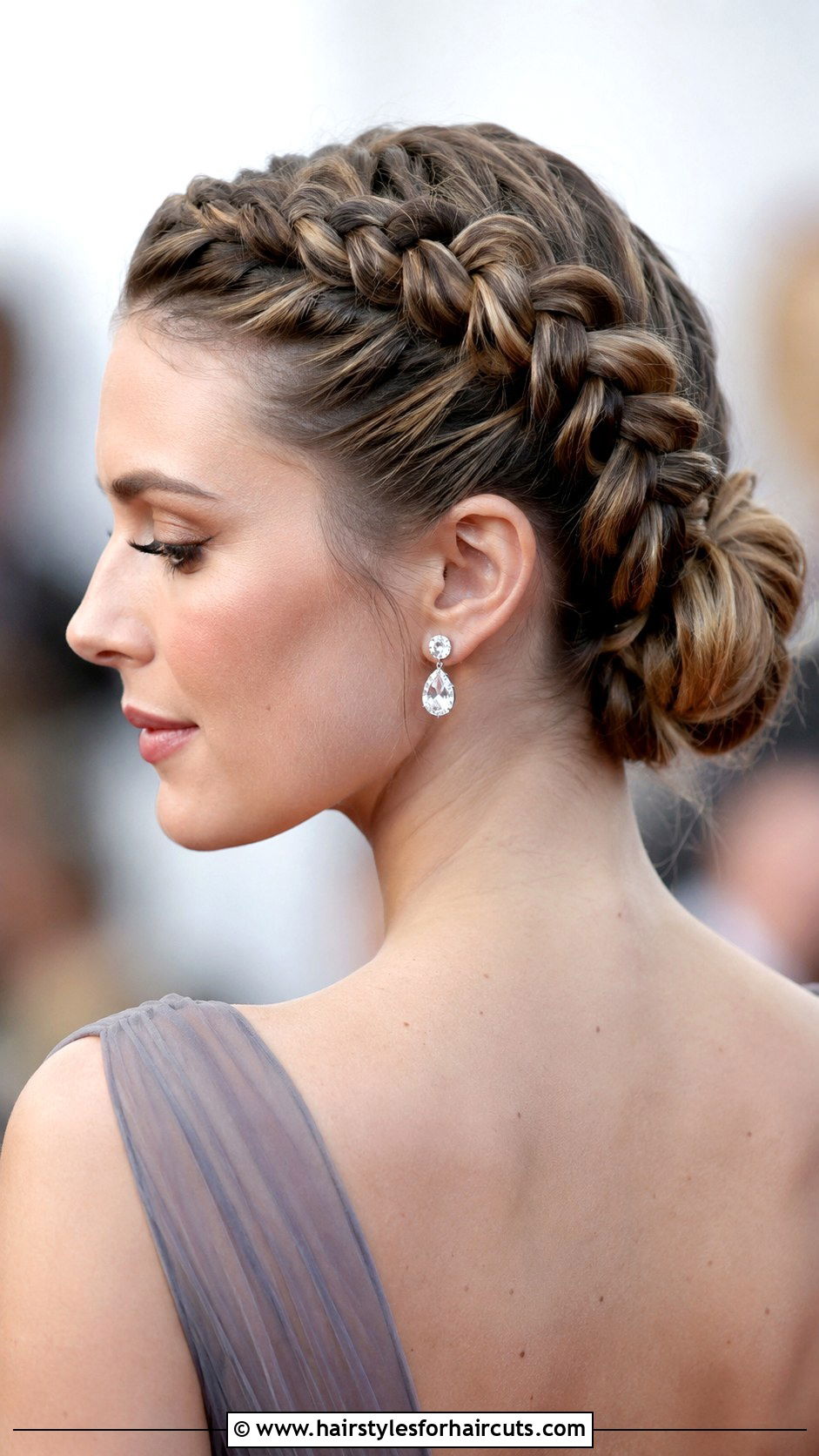 Double Dutch Braid Bun - 25 gala hairstyles for medium hair - 25 gala hairstyles for medium hair