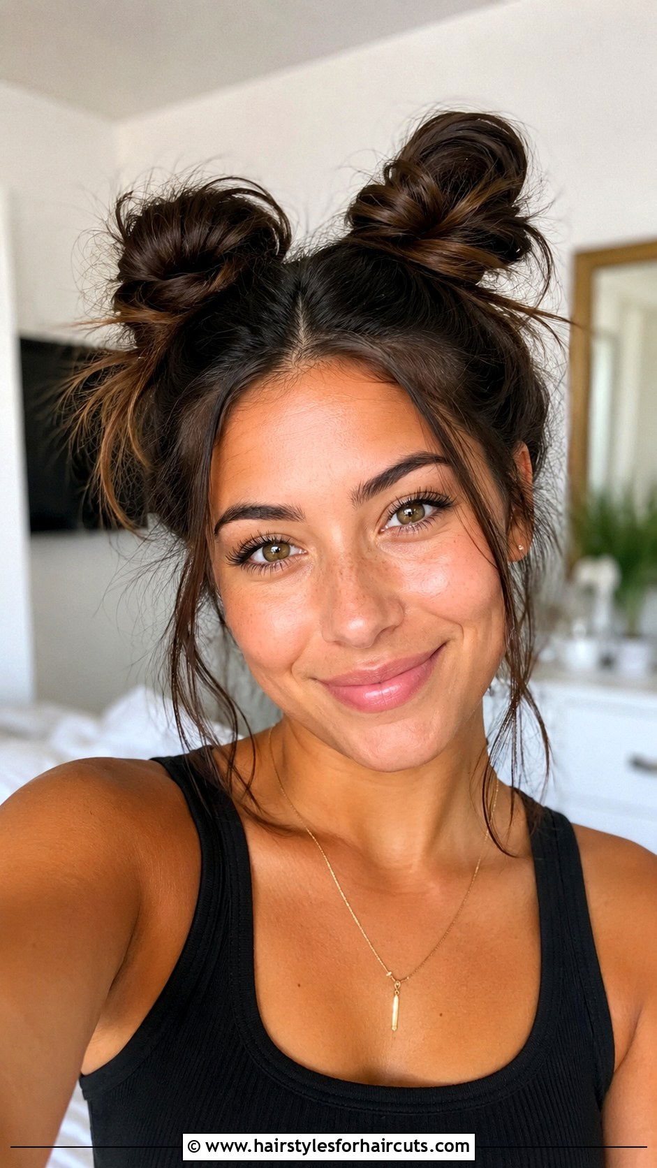 Double Space Buns - 25 easy fast hairstyles - 25 easy fast hairstyles