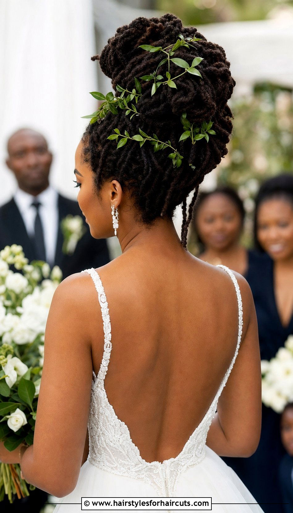 Dreadlock Updo Wedding - 25 natural wedding hairstyles - 25 natural wedding hairstyles