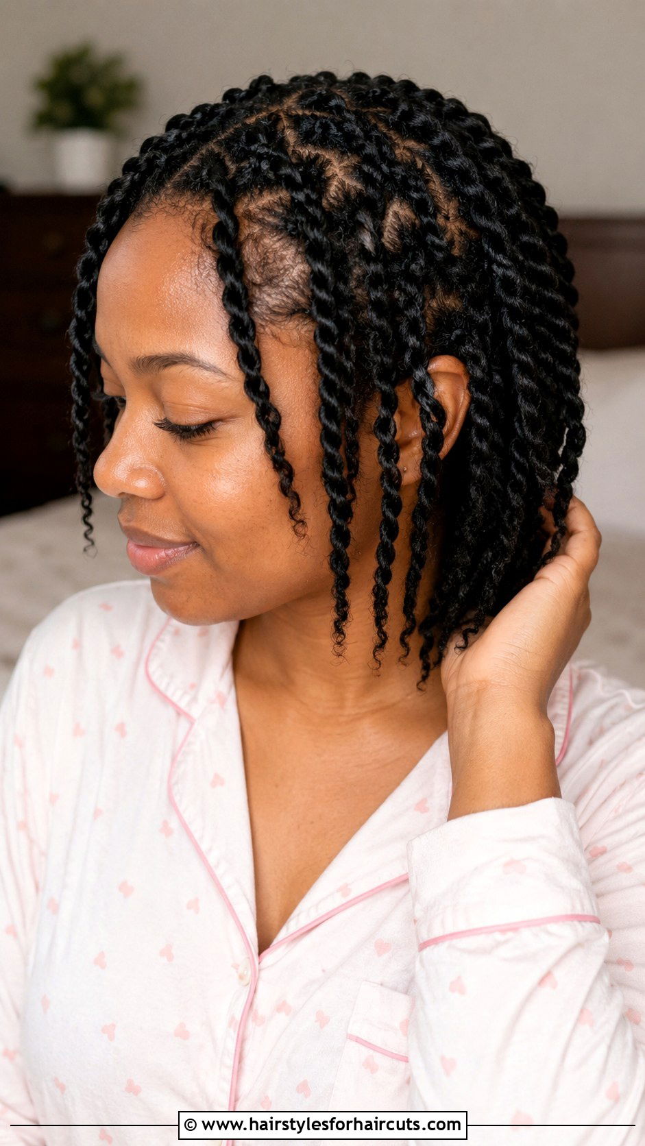 Dutch Braid - 25 hairstyles to make your hair grow overnight - 25 hairstyles to make your hair grow overnight