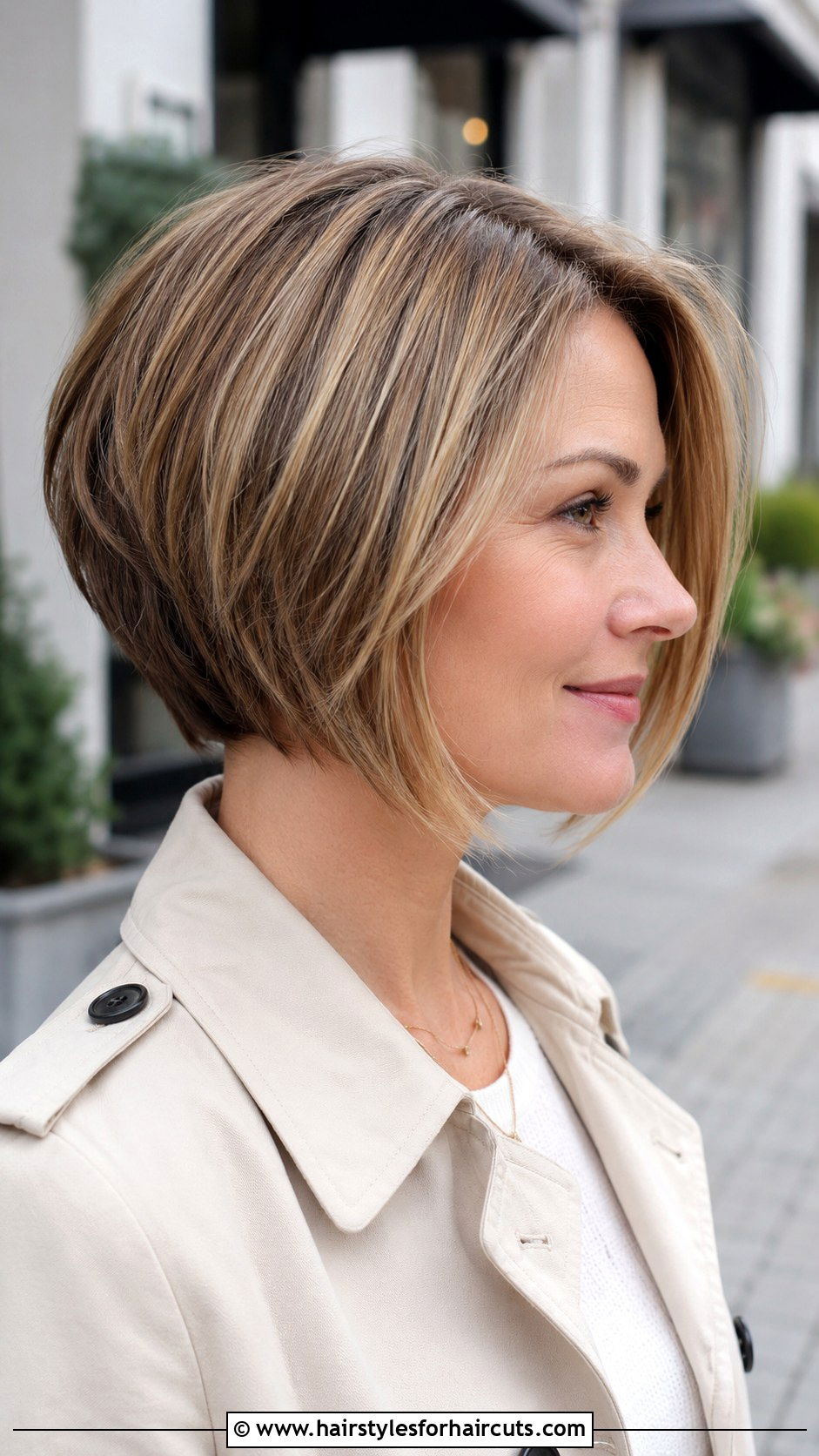 Ear Length Graduated Bob For Fine Hair - 25 ear length hairstyles for fine hair - 25 ear length hairstyles for fine hair