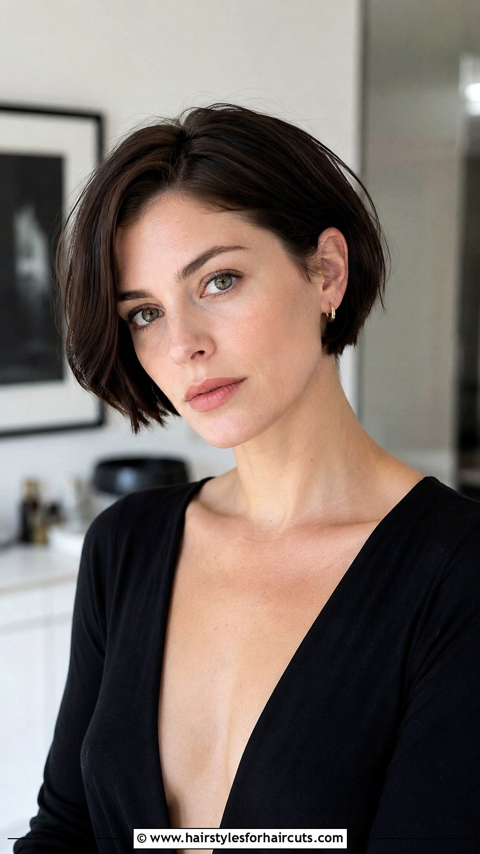 Ear Length Micro Bob For Fine Hair - 25 ear length hairstyles for fine hair - 25 ear length hairstyles for fine hair