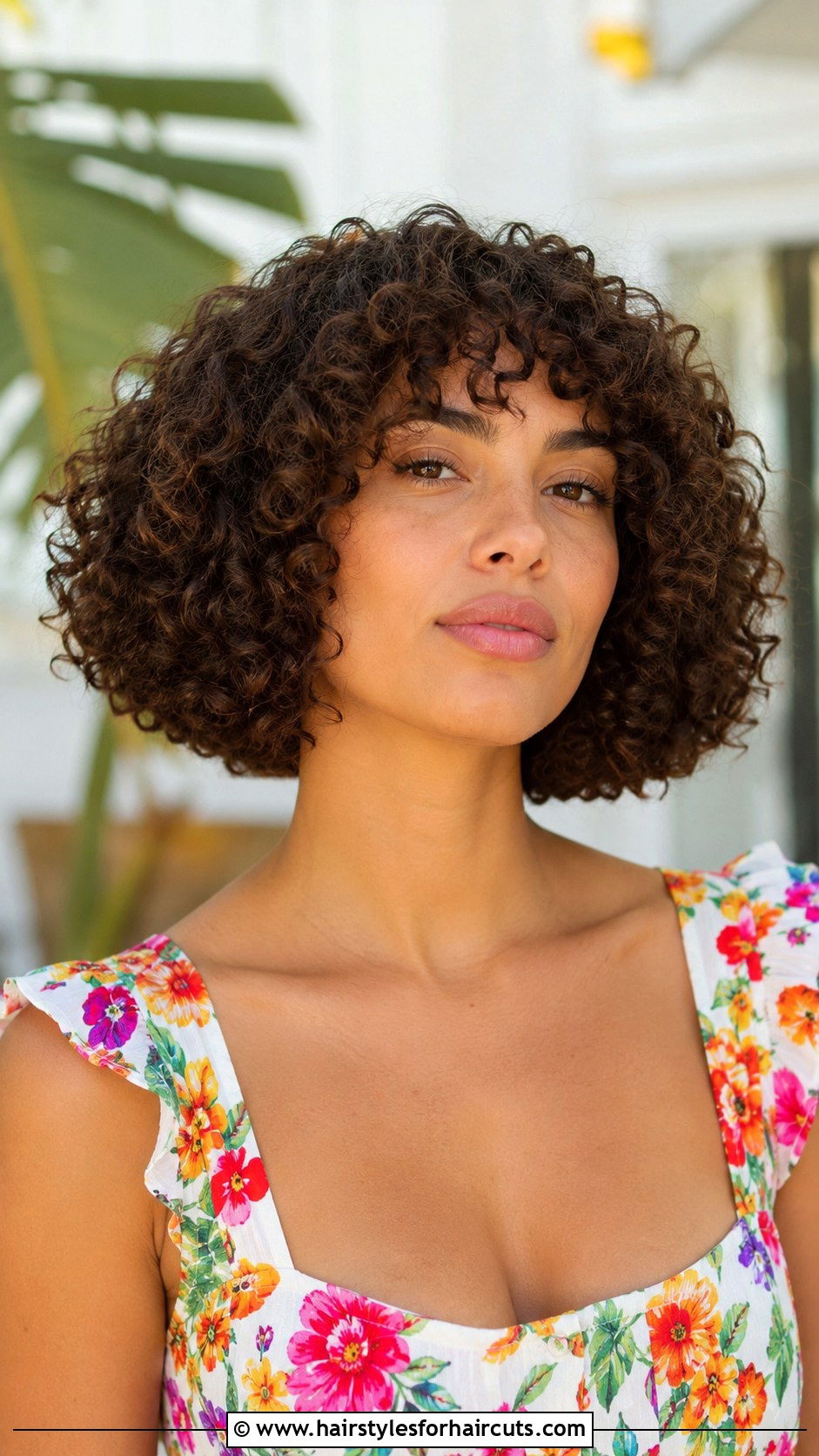 Edgy Curly Bob - 25 edgy hairstyles for medium hair - 25 edgy hairstyles for medium hair