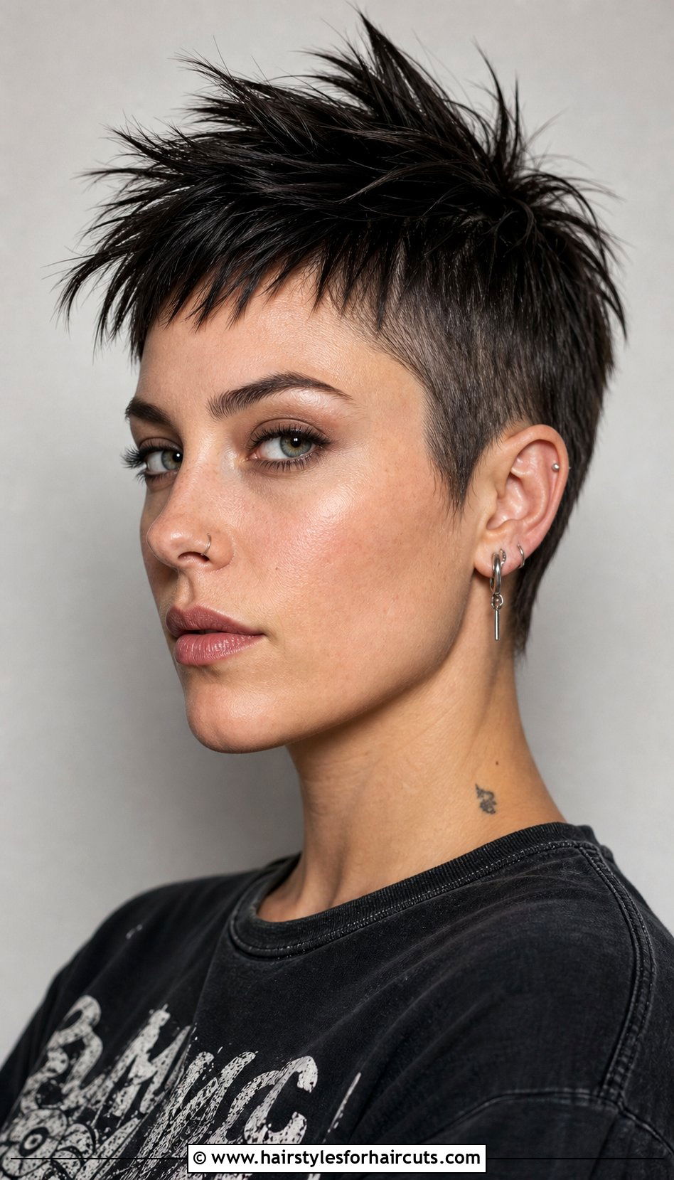 Edgy Pixie Cut - 25 haircuts styles for short hair - 25 haircuts styles for short hair