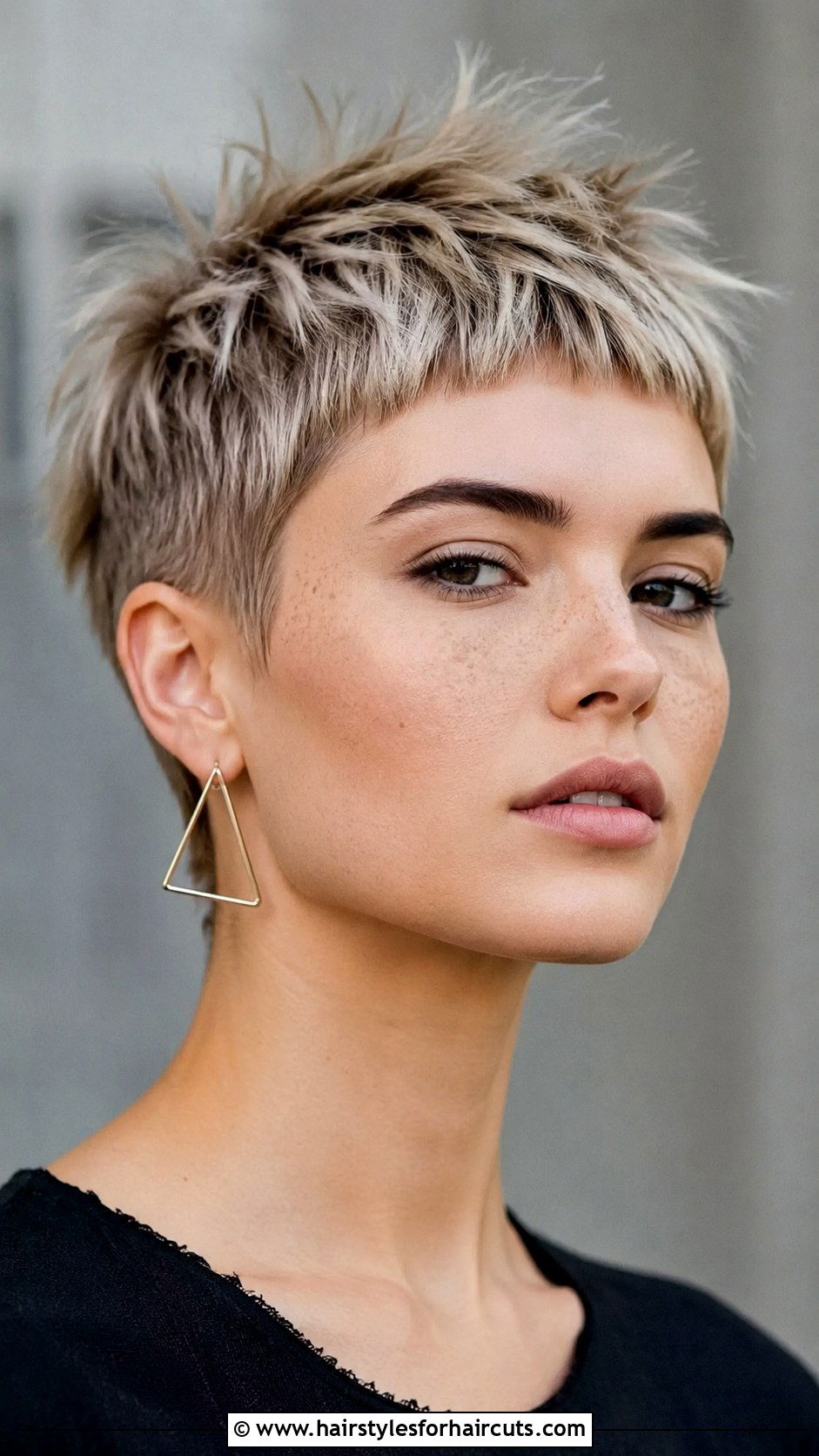 Edgy Pixie With Micro Bangs - 25 womens hairstyles with bangs - 25 womens hairstyles with bangs