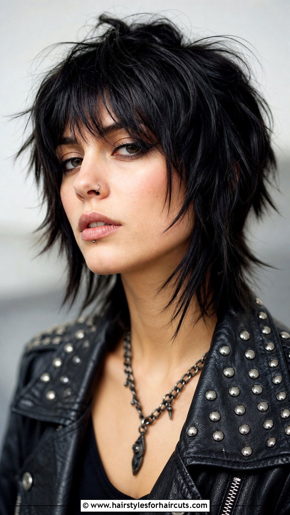 Edgy Textured Haircut - 25 haircuts for medium long hair - 25 haircuts for medium long hair