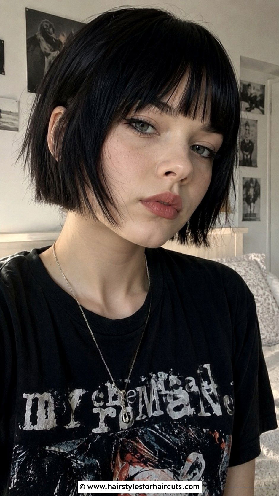 Emo Bowl Cut - 25 emo hairstyles for short hair - 25 emo hairstyles for short hair