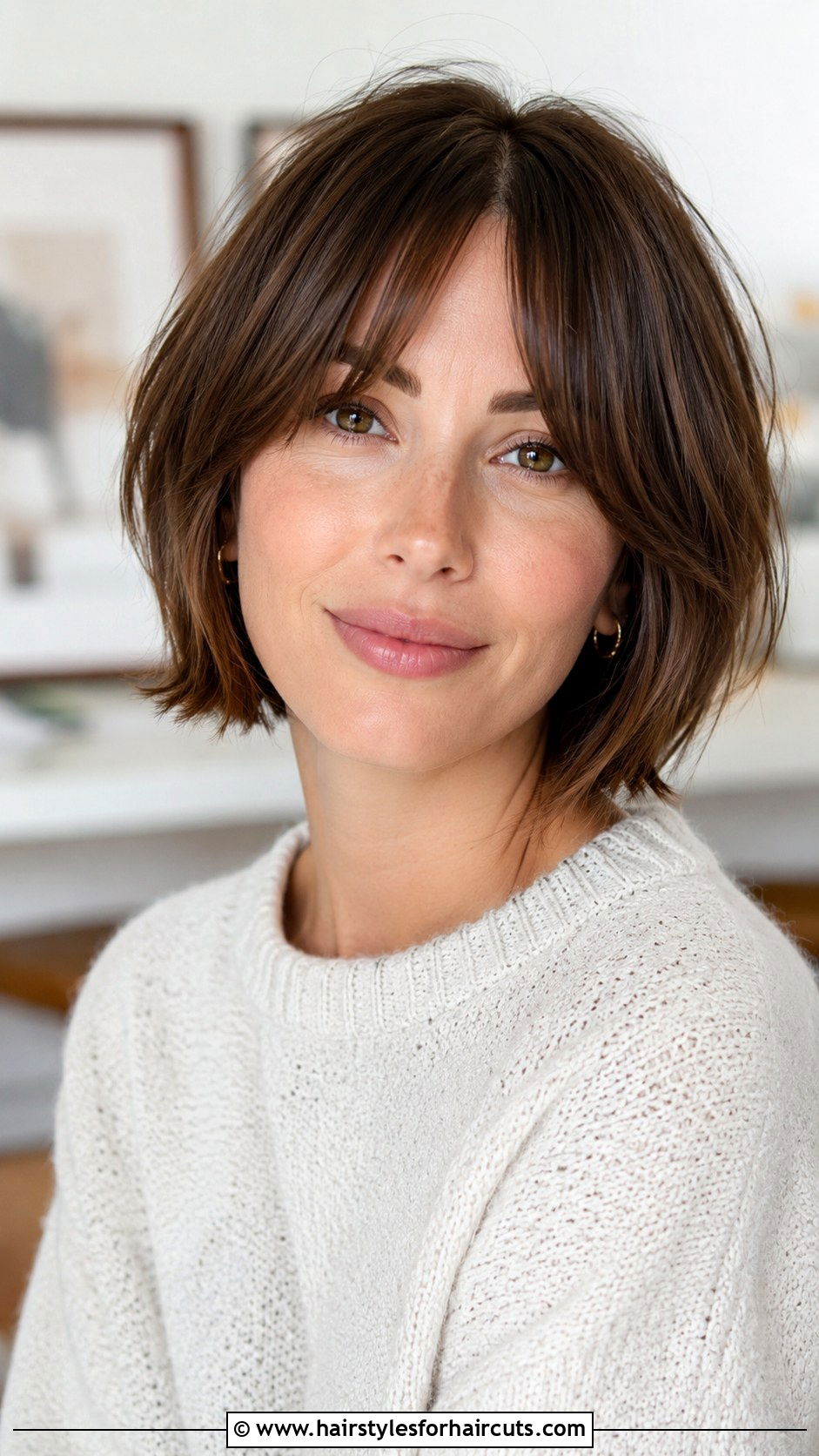 Face Framing Layers With Bangs - 25 haircuts for long faces - 25 haircuts for long faces