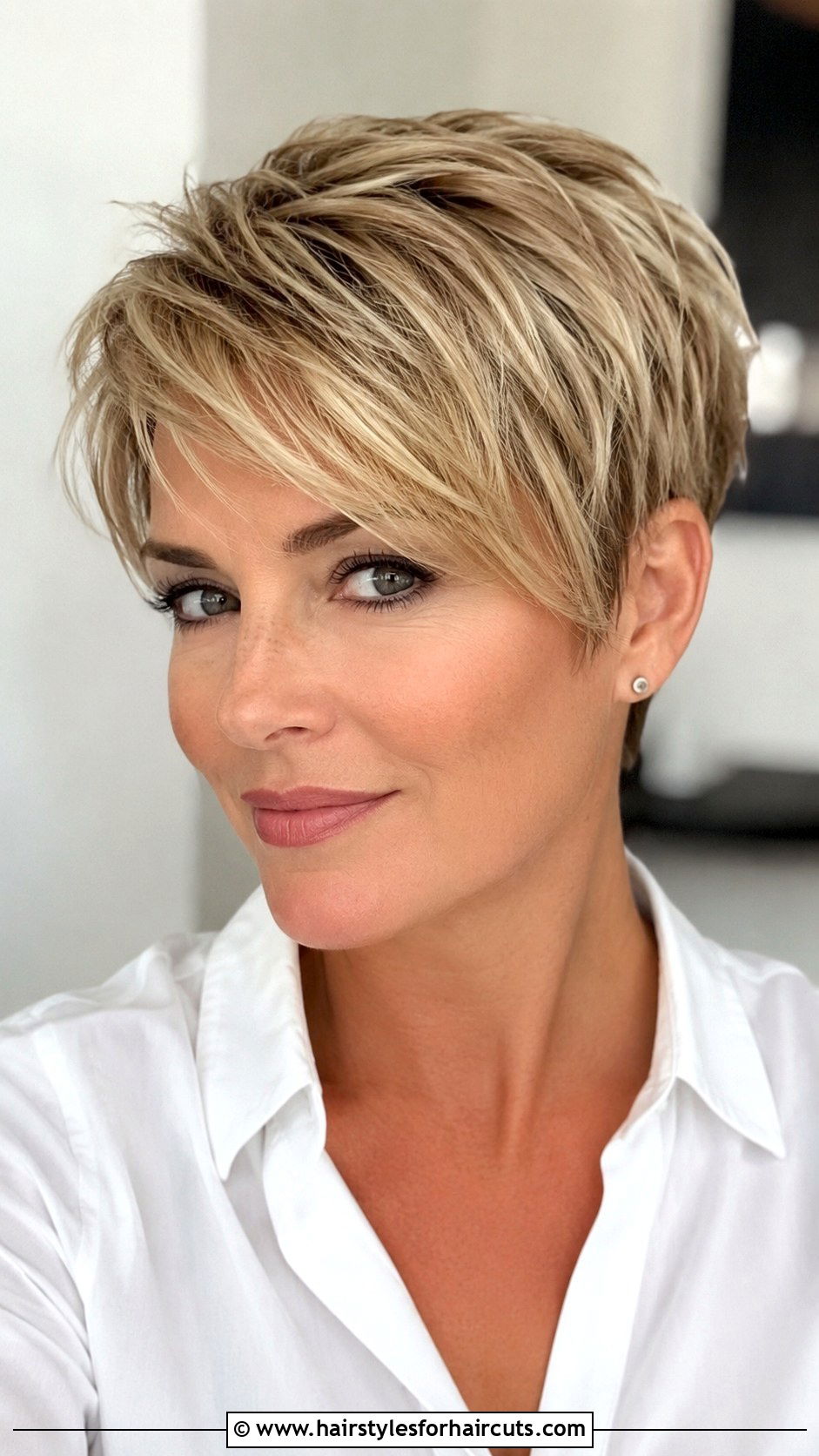 Face Framing Short Pixie - 25 face framing hairstyles - 25 face framing hairstyles