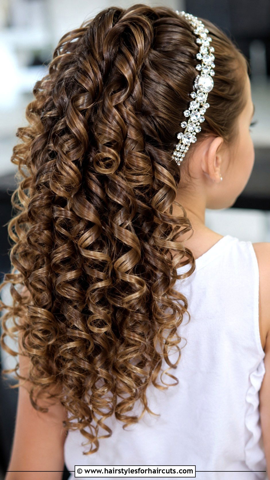 Fancy Spiral Curls For Girls - 25 fancy hairstyles for girls - 25 fancy hairstyles for girls