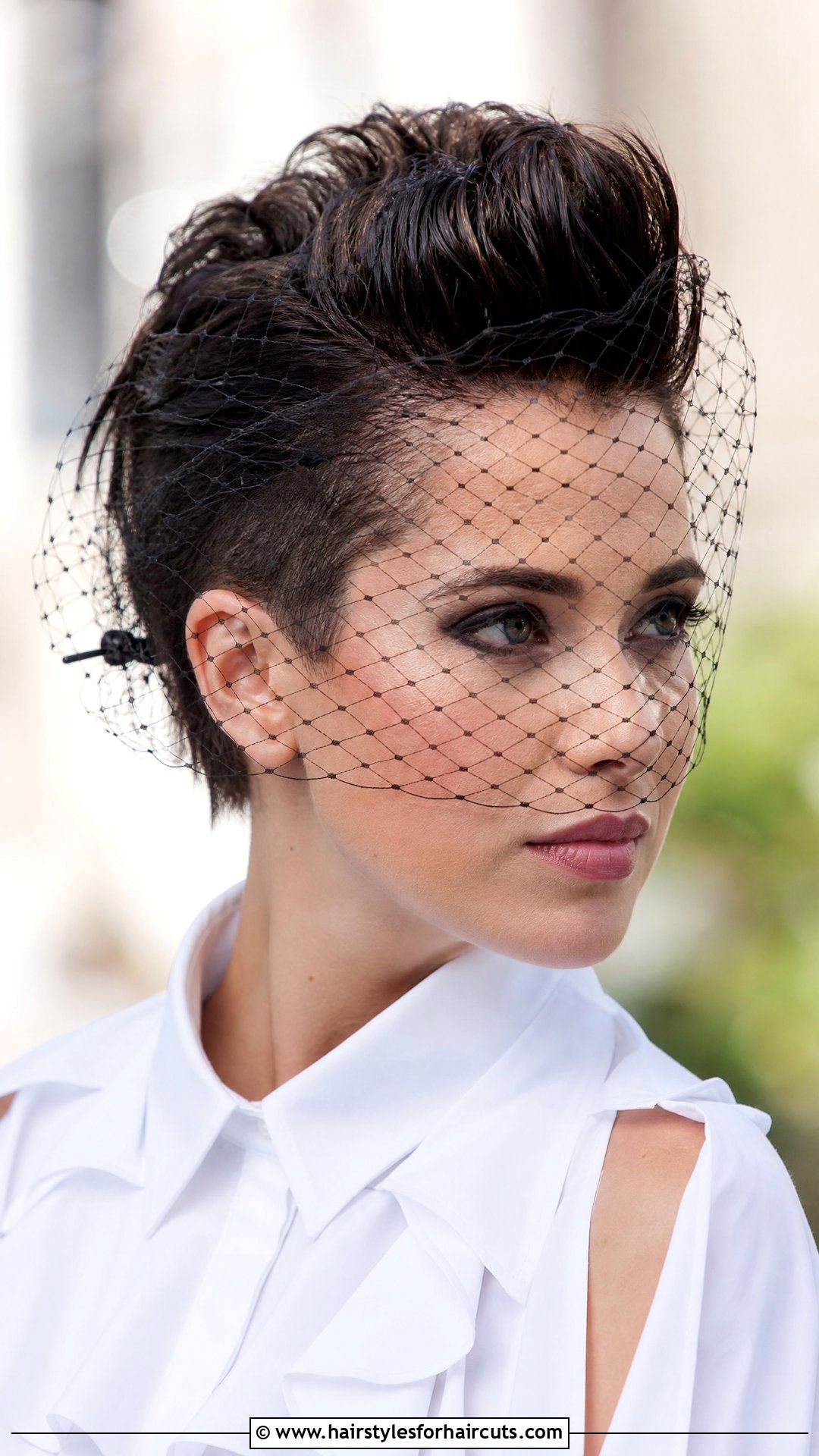 Faux Hawk Short Hair With Birdcage Veil - 25 wedding hairstyles for short hair with veil - 25 wedding hairstyles for short hair with veil