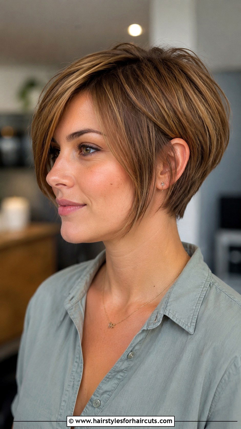 Fawn Brown Pixie Bob - 25 brown hairstyles - 25 brown hairstyles