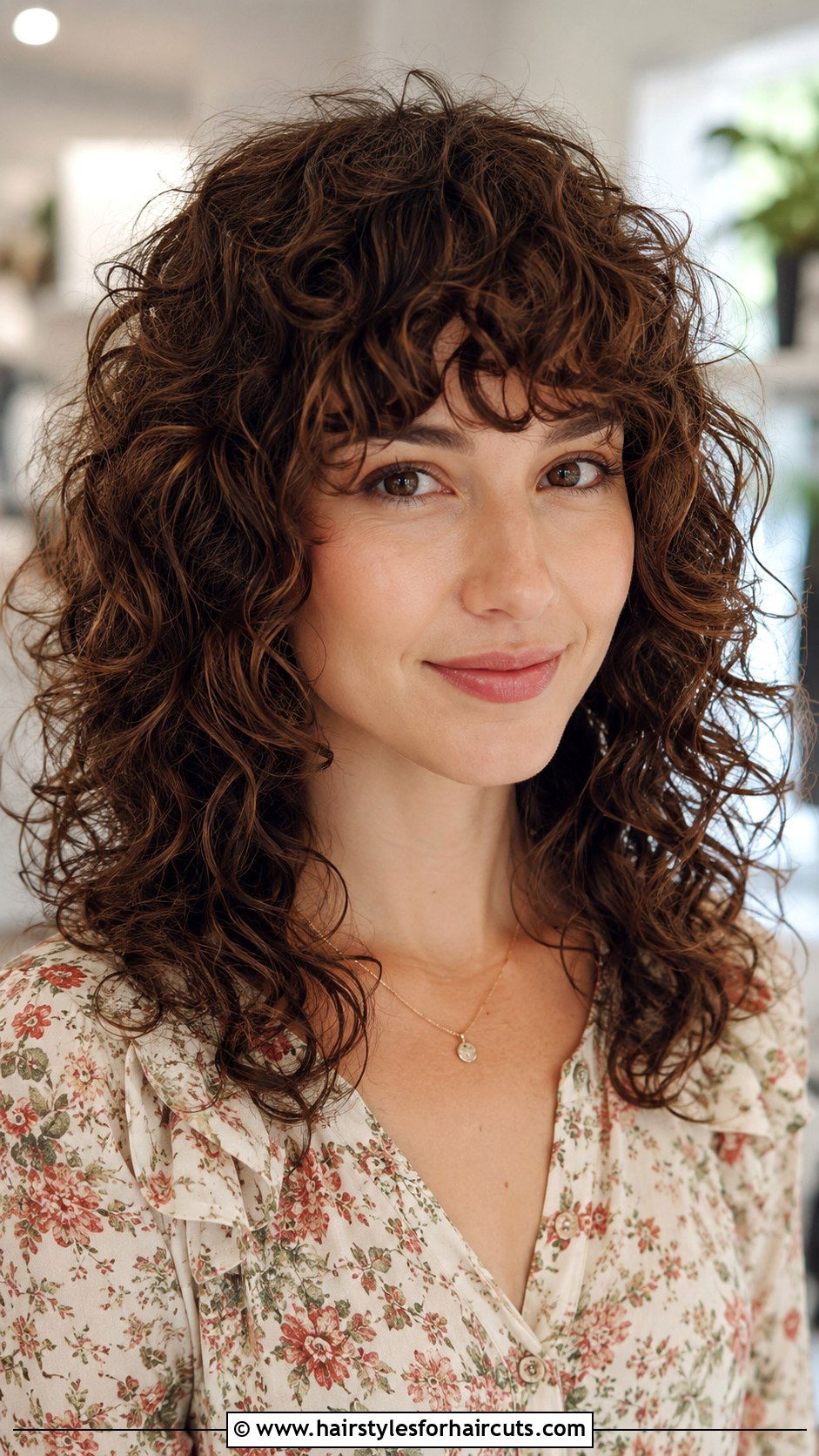 Feathered Curly Hair With Bangs - 25 feathered haircuts curly hair - 25 feathered haircuts curly hair