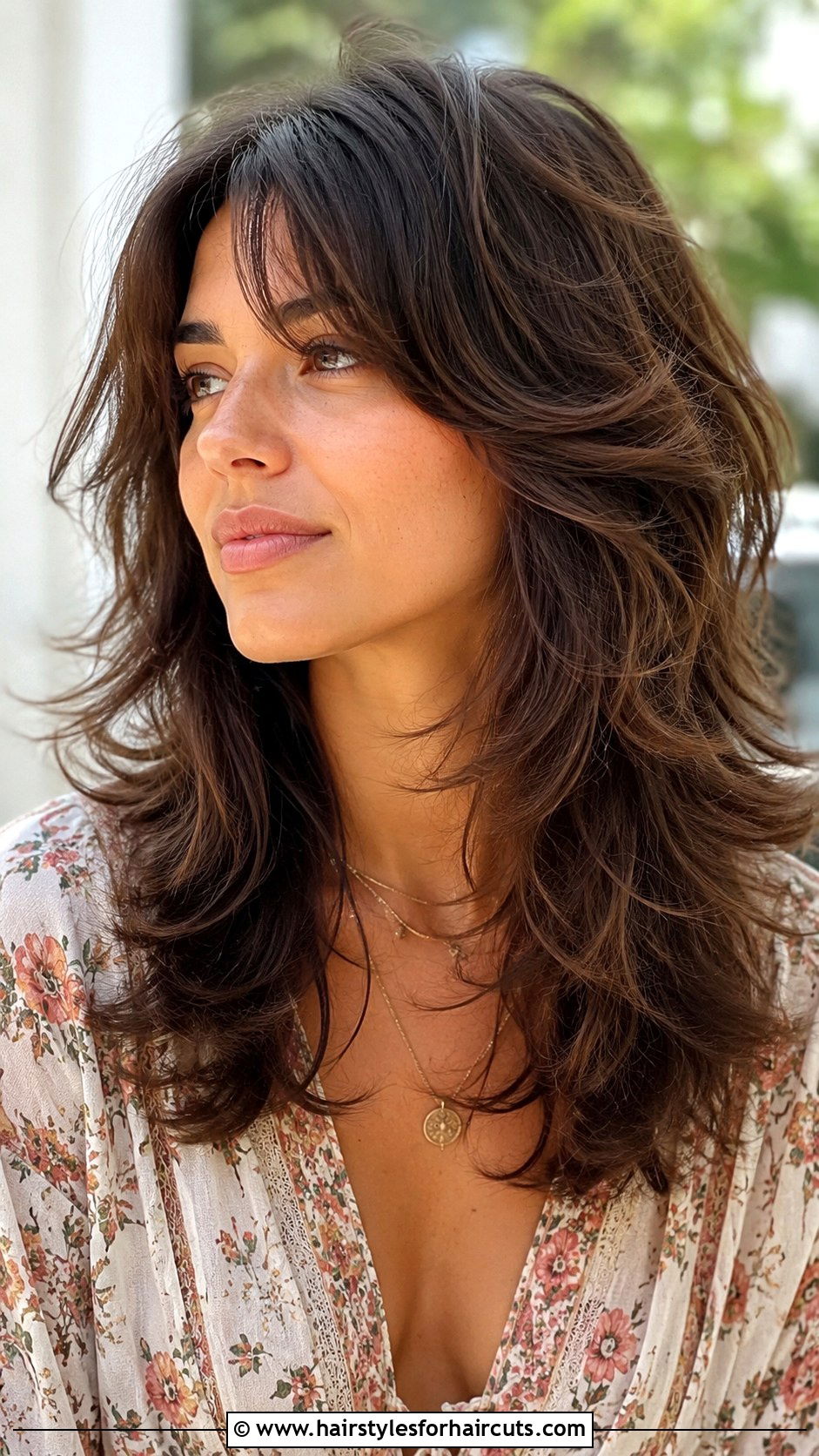 Feathered Haircut - 25 haircuts icon - 25 haircuts icon