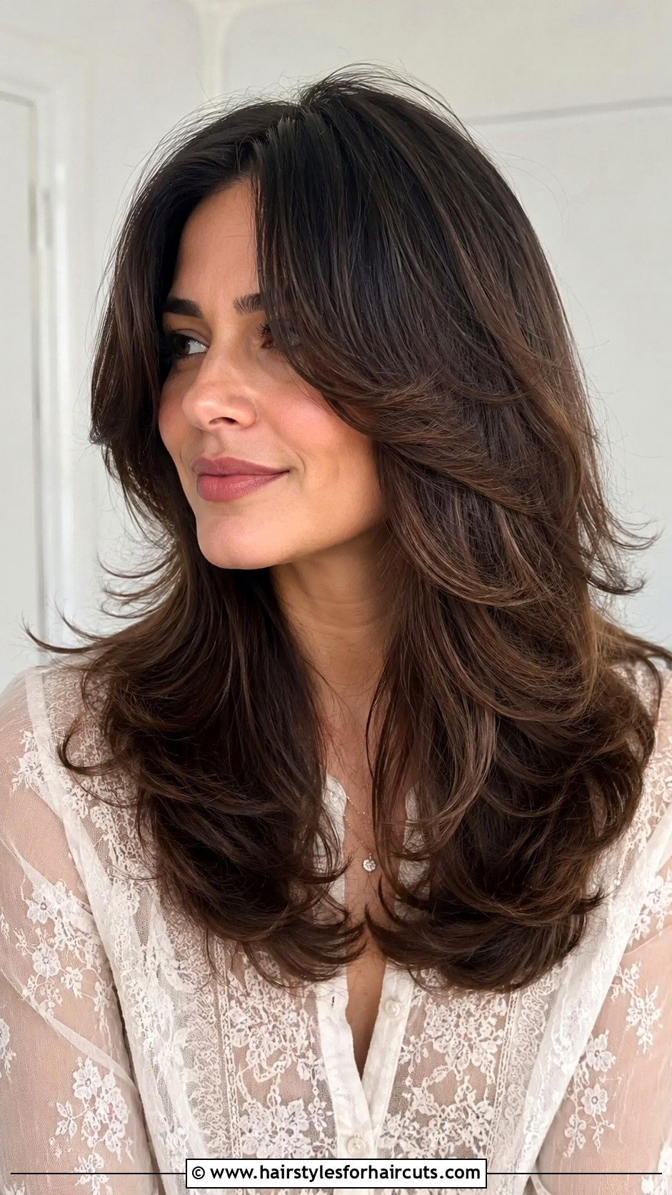 Feathered Layer Haircut - 25 1 haircuts - 25 1 haircuts