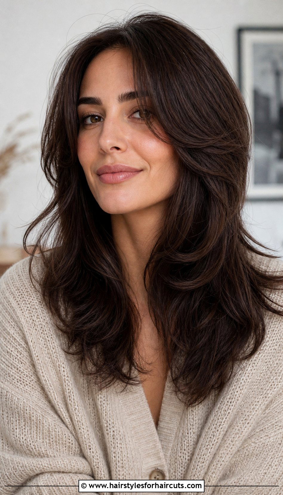 Feathered Layered Haircut - 25 haircuts for old women - 25 haircuts for old women
