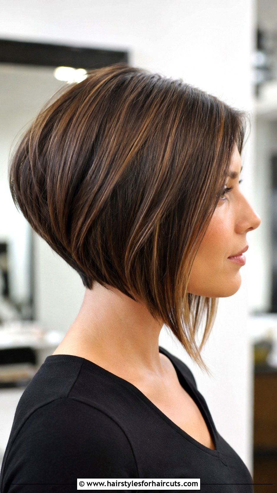 Feathered Lob Haircut - 25 hairstyles for fine straight hair - 25 hairstyles for fine straight hair