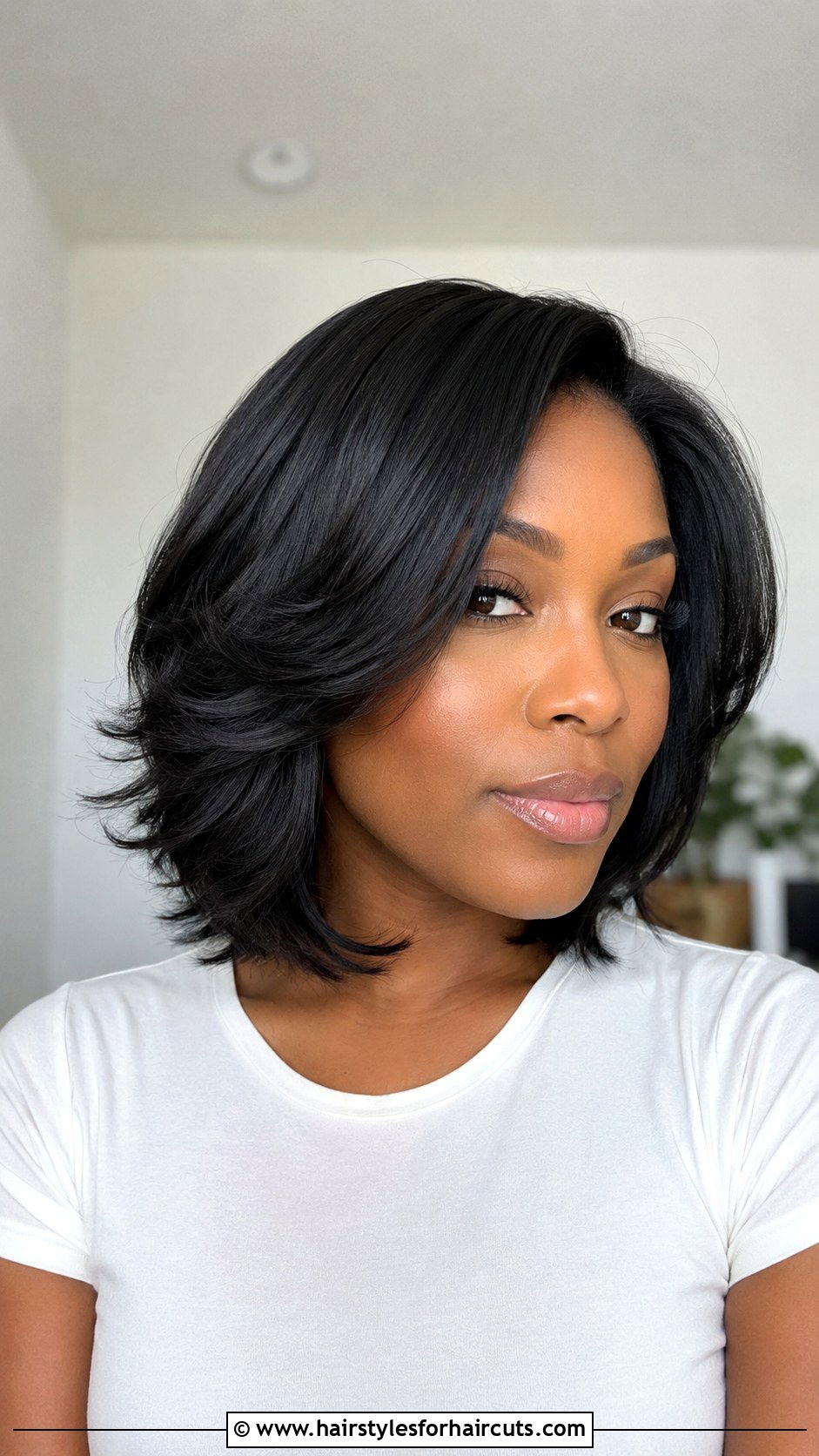 Feathered Textured Bob - 25 feathered bob hairstyles for black hair - 25 feathered bob hairstyles for black hair