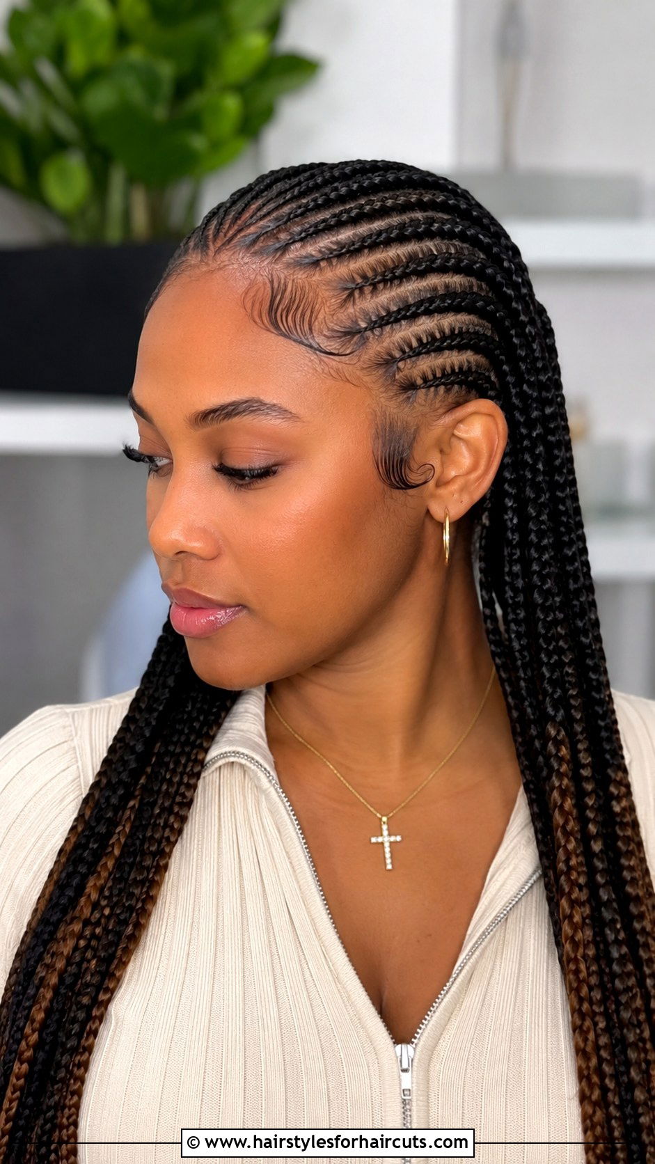 Feed In Cornrows - 25 easy protective hairstyles for short natural hair - 25 easy protective hairstyles for short natural hair
