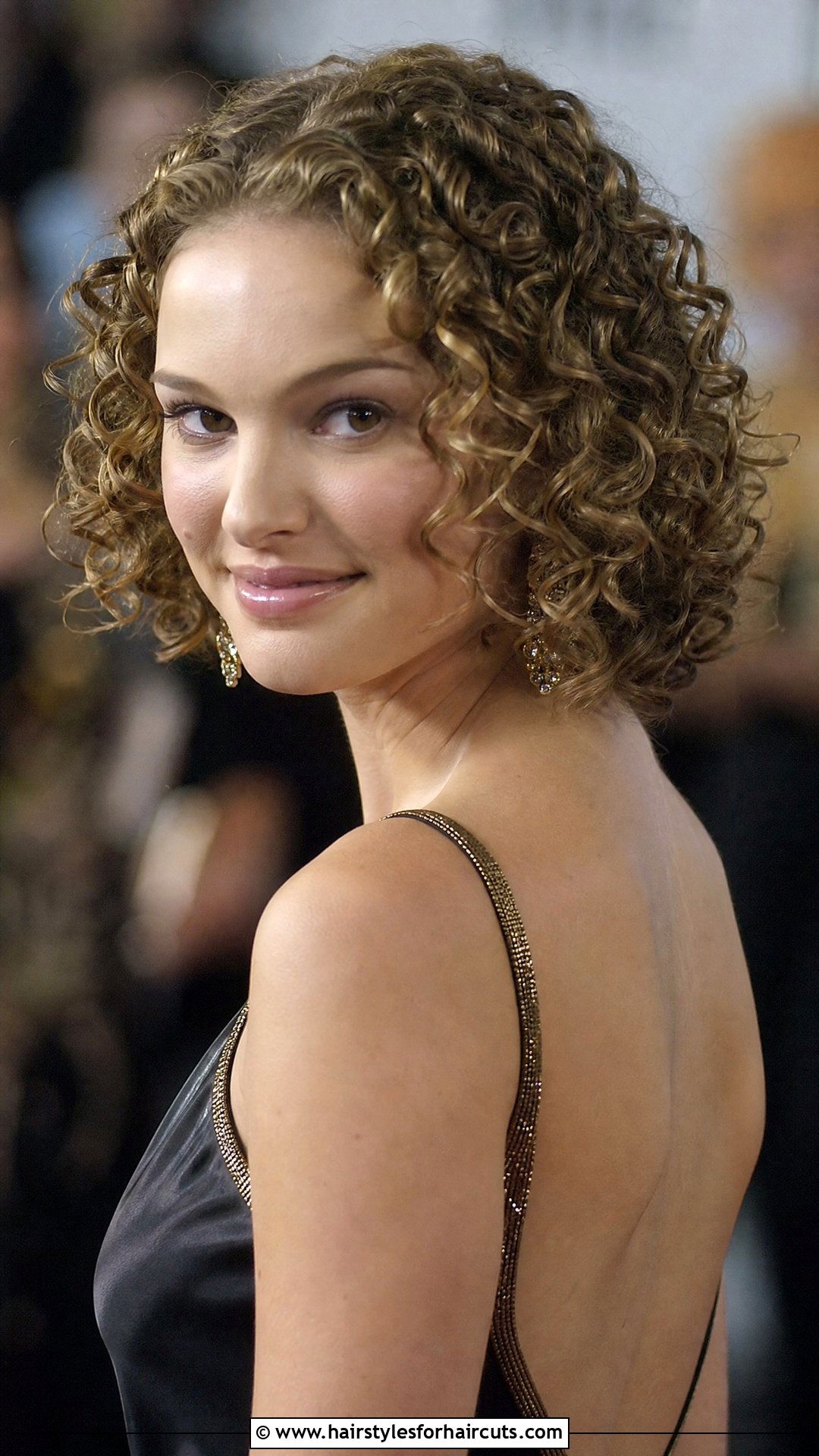 Felicity Haircut With Defined Curls - 25 felicity haircuts - 25 felicity haircuts
