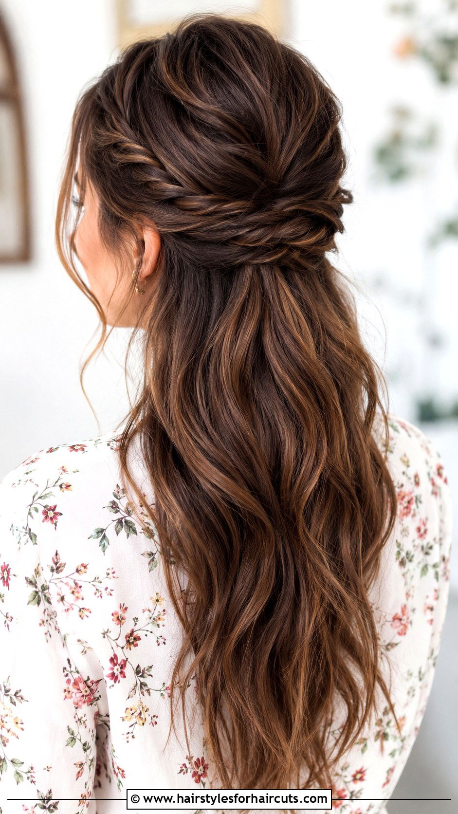Fishtail Braid - 25 hairstyles for moms with long hair - 25 hairstyles for moms with long hair