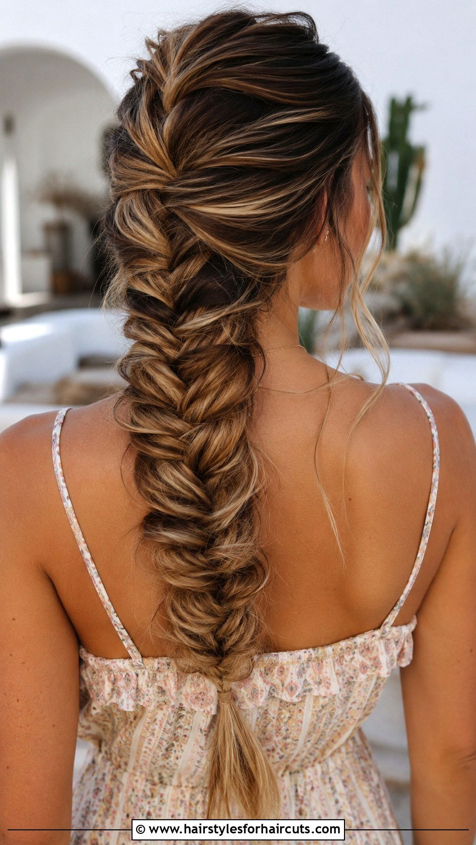 Fishtail Braid - 25 cute hairstyles for 2c hair - 25 cute hairstyles for 2c hair