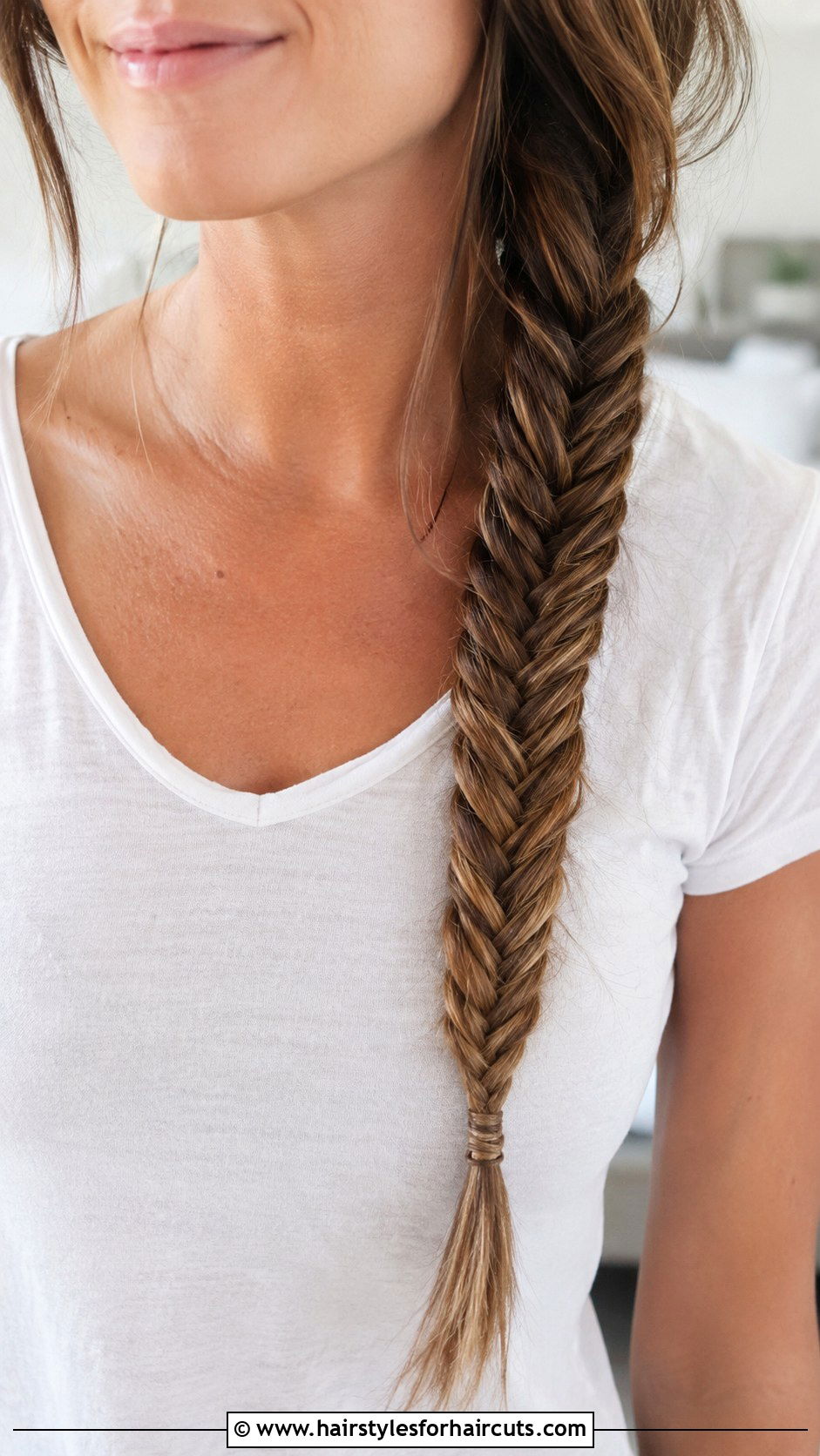 Fishtail Braid - 25 cute hairstyles for straight hair girls - 25 cute hairstyles for straight hair girls
