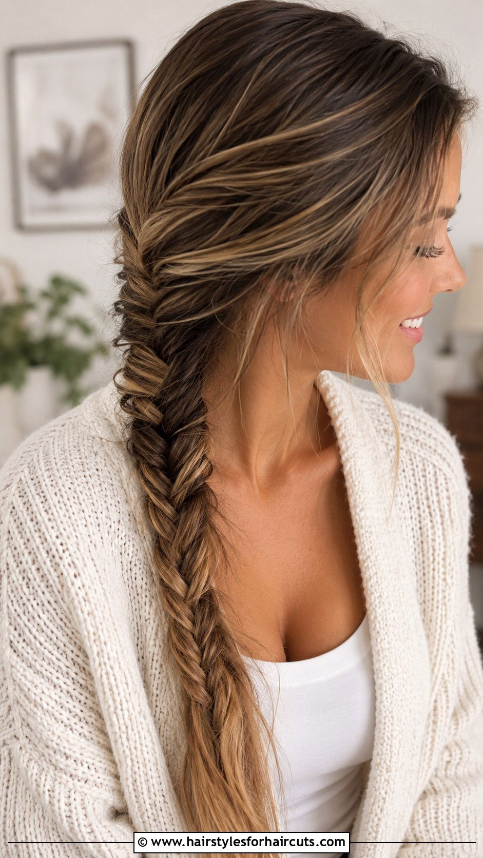 Fishtail Braid - 25 easy hairstyles for shoulder length straight hair - 25 easy hairstyles for shoulder length straight hair