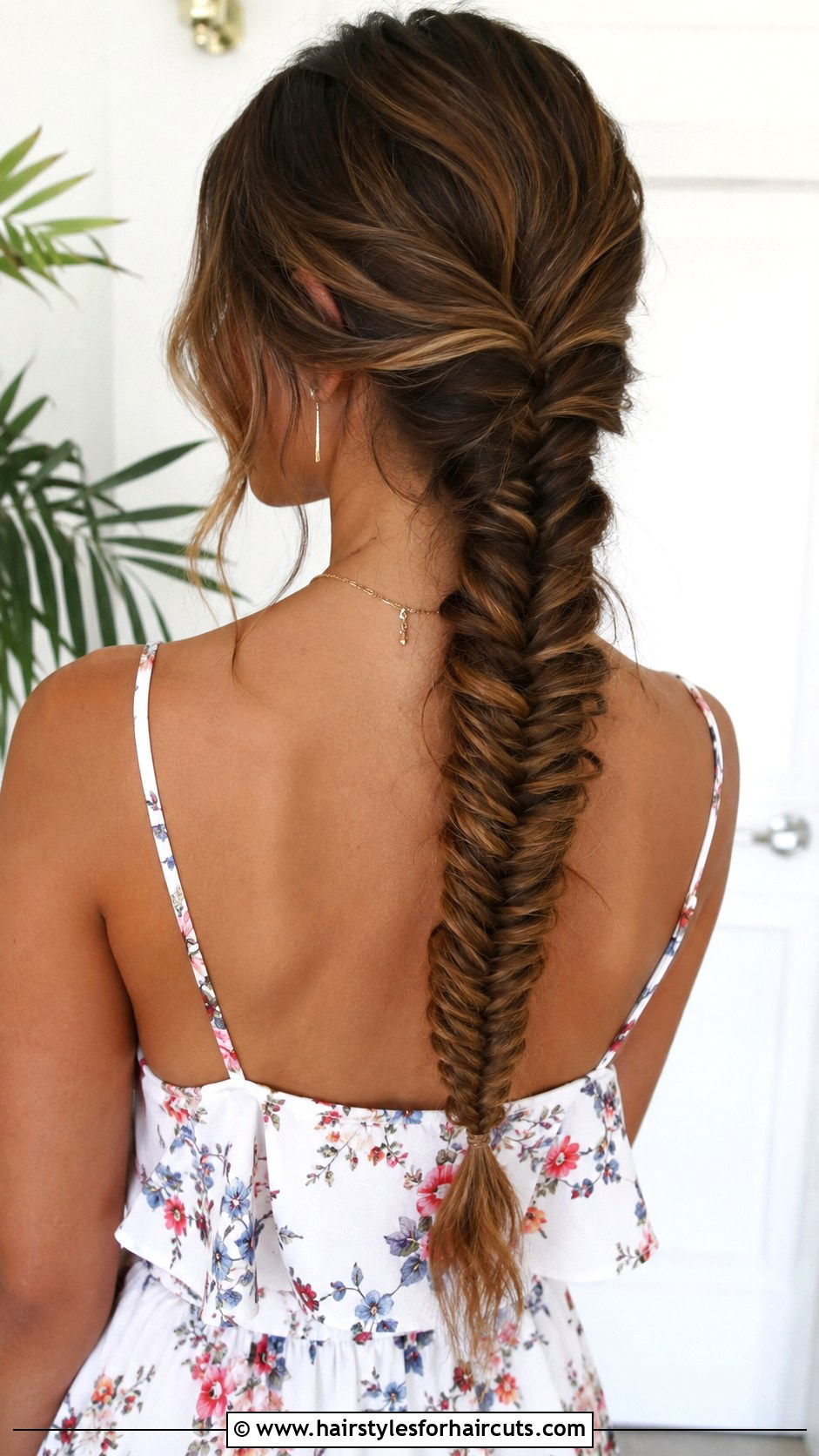 Fishtail Braid - 25 beach hairstyles - 25 beach hairstyles