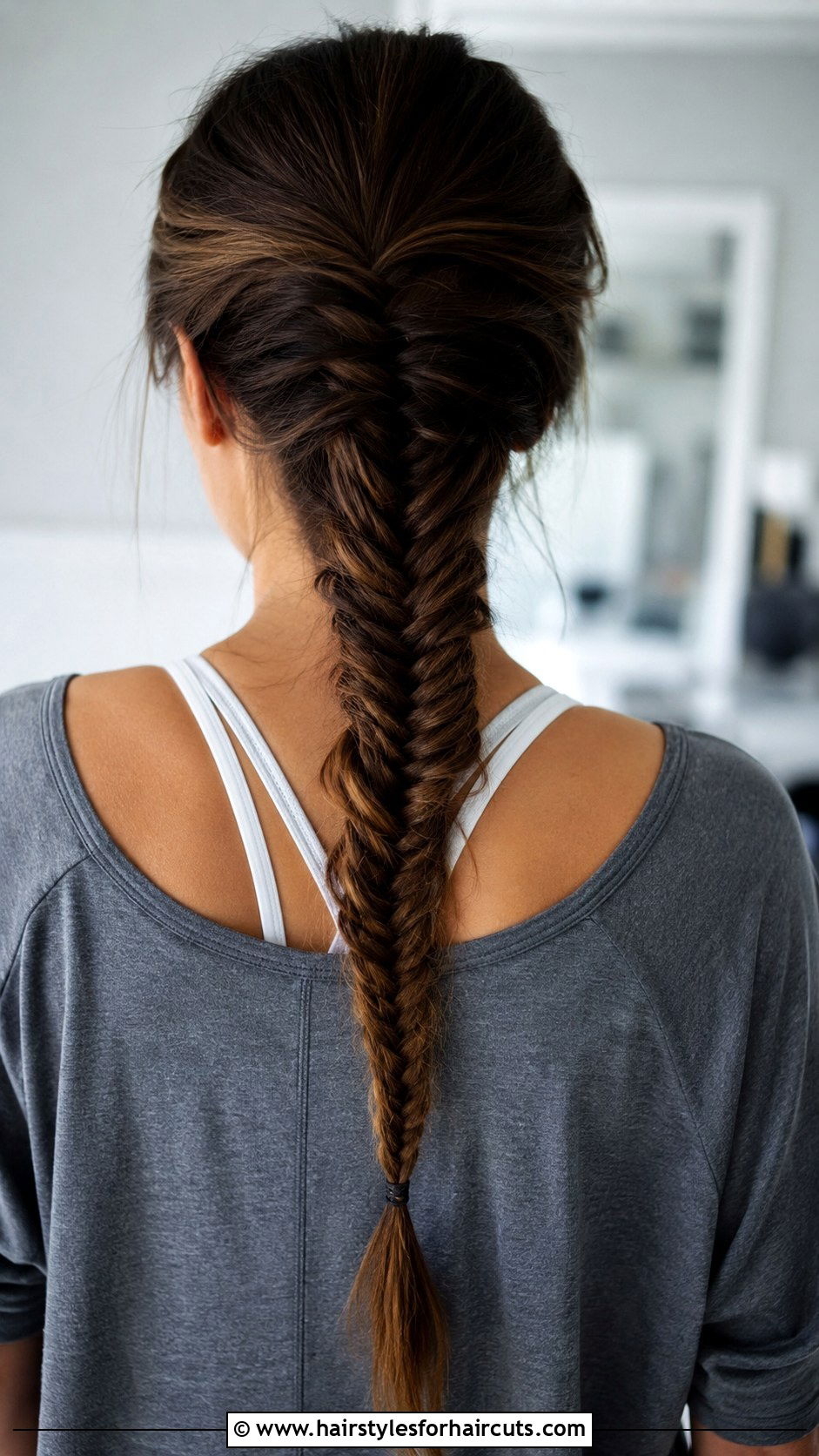 Fishtail Braid - 25 gym hairstyles - 25 gym hairstyles