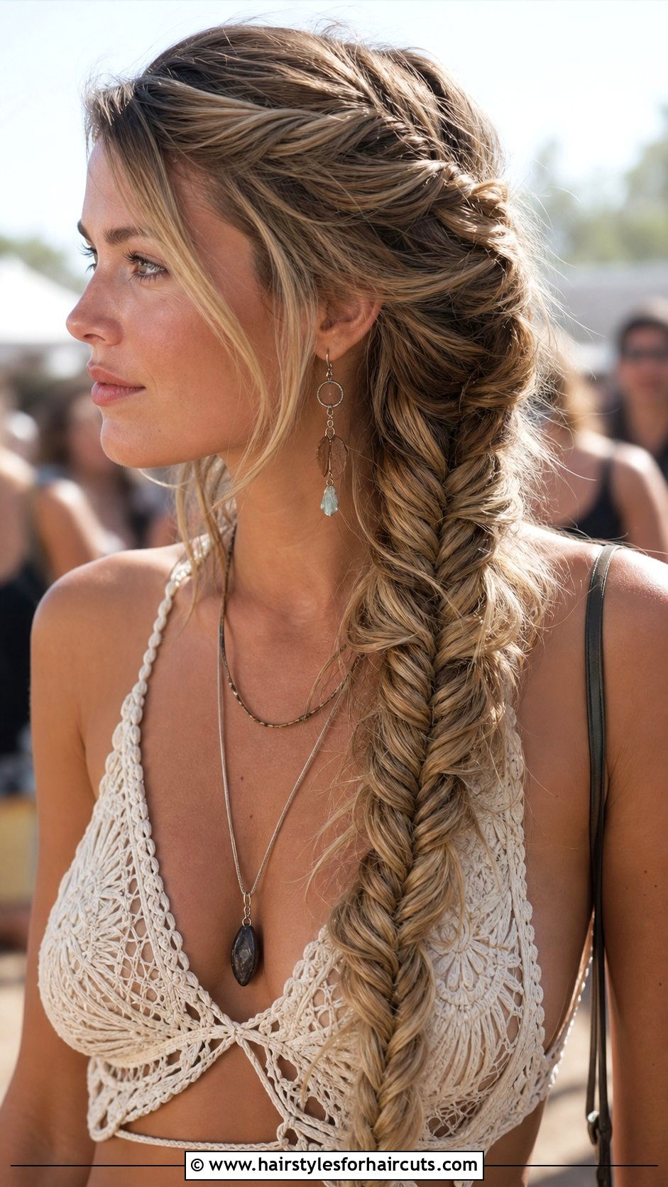 Fishtail Braid - 25 hairstyles ideas for women - 25 hairstyles ideas for women