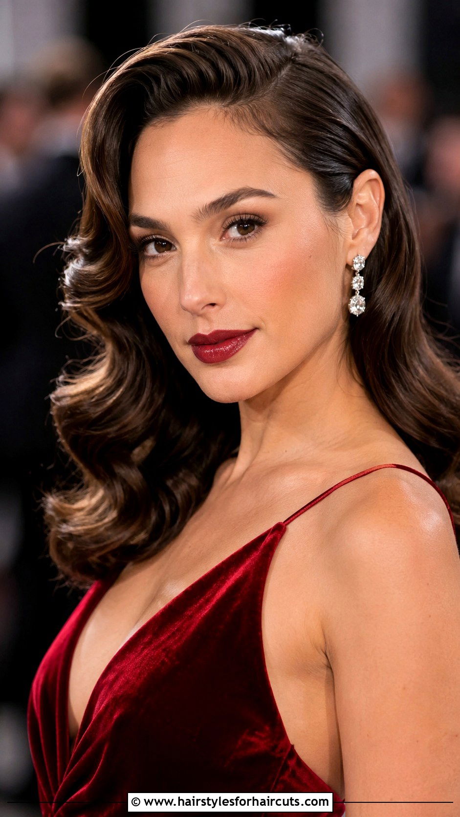 Fishtail Braid - 25 hairstyles for freshly washed hair - 25 hairstyles for freshly washed hair