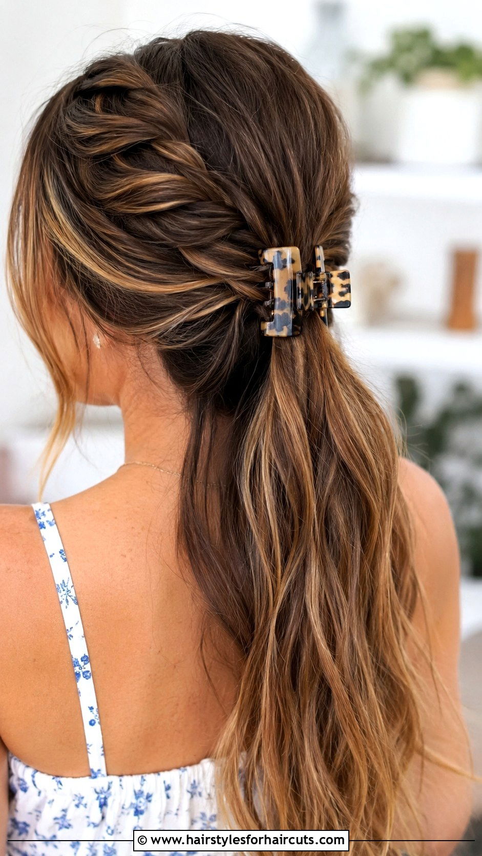 Fishtail Braid Claw Clip - 25 claw clip hairstyles medium hair - 25 claw clip hairstyles medium hair